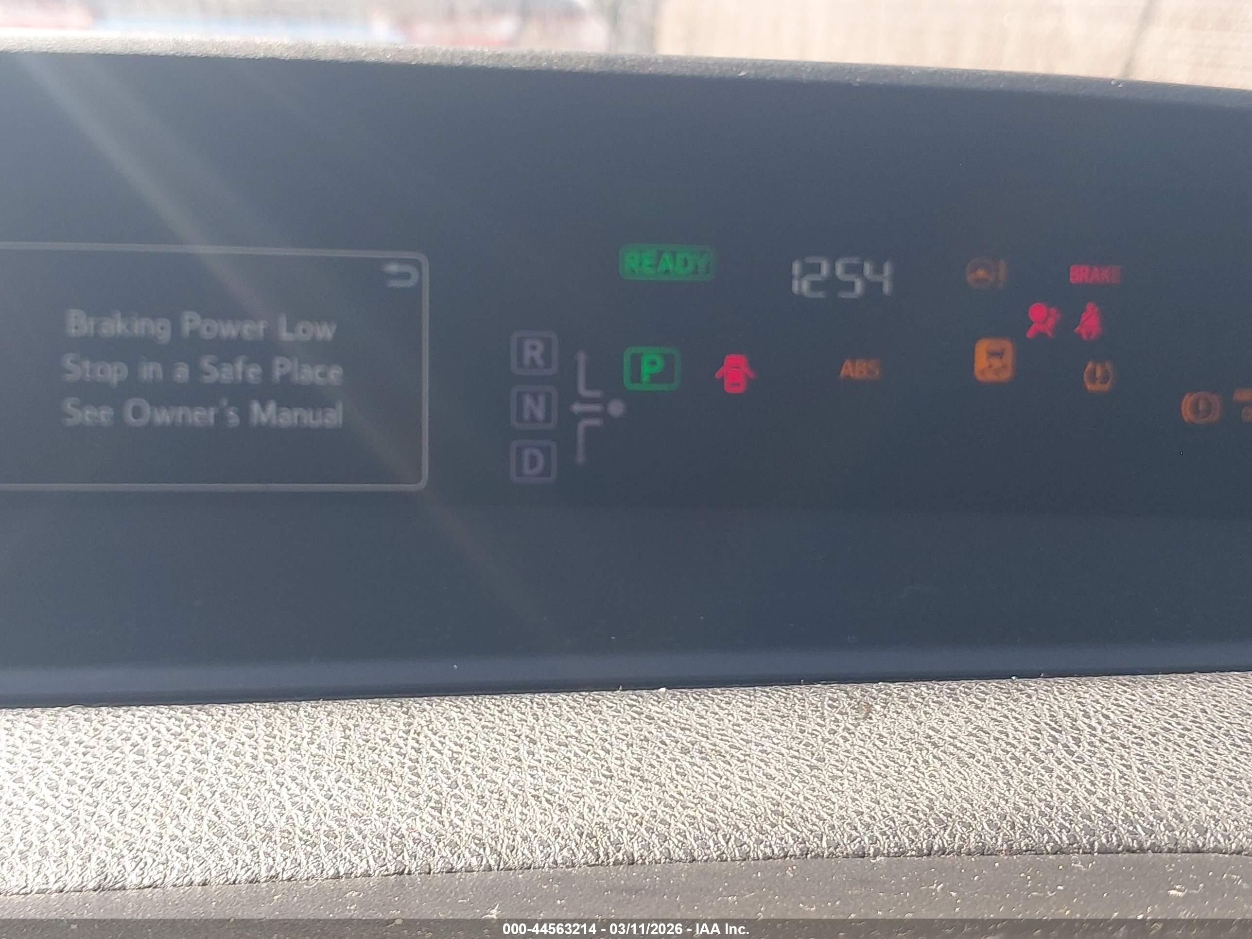 TOYOTA PRIUS image 7