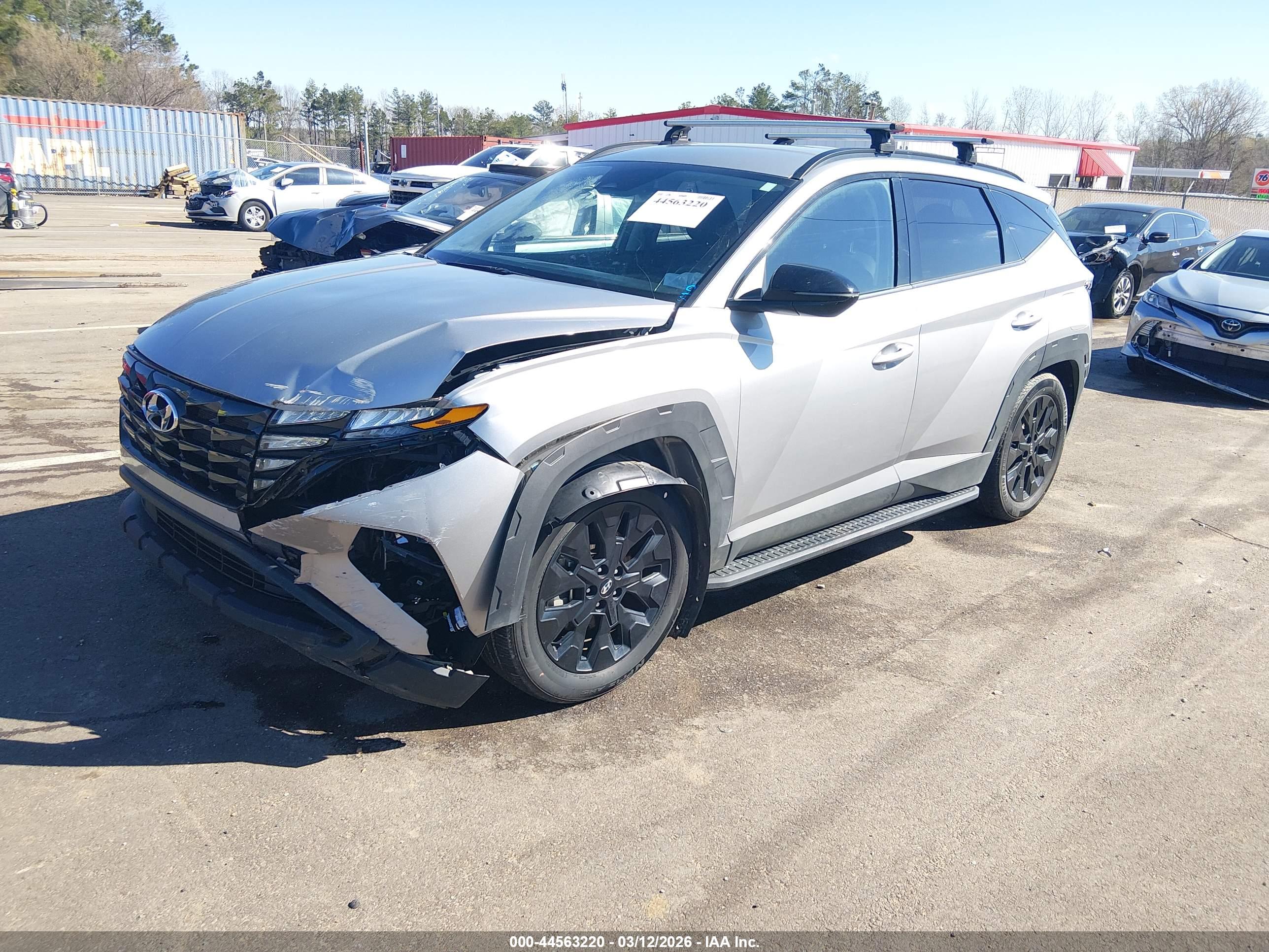 HYUNDAI TUCSON image 2