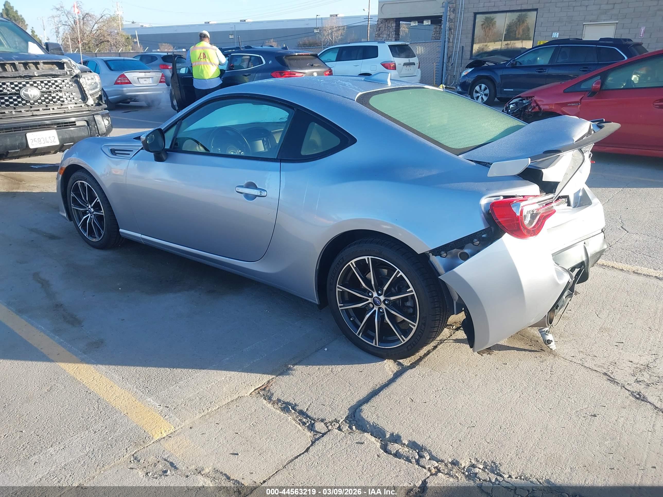 SUBARU BRZ image 3