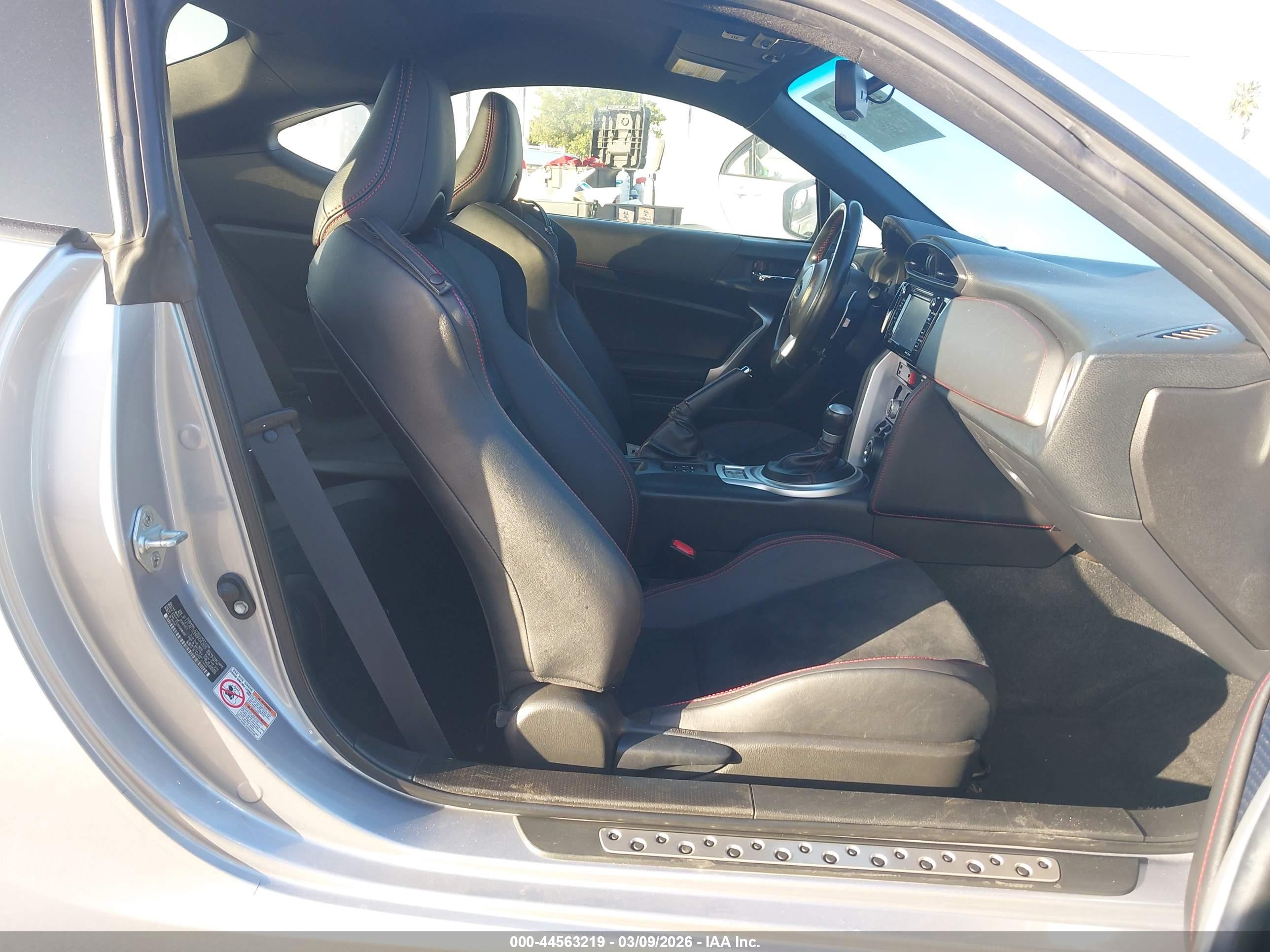 SUBARU BRZ image 5