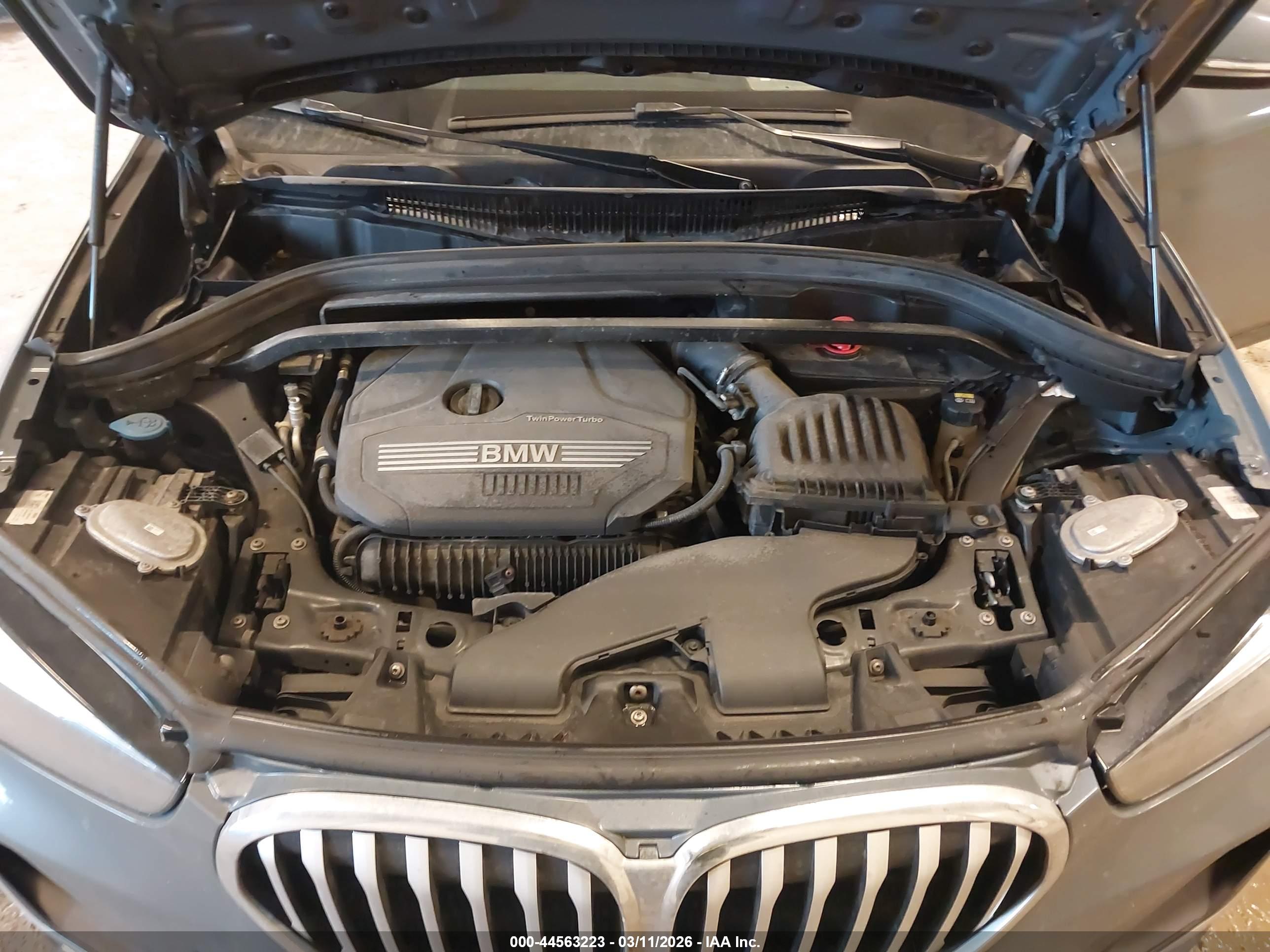 BMW X1 image 10