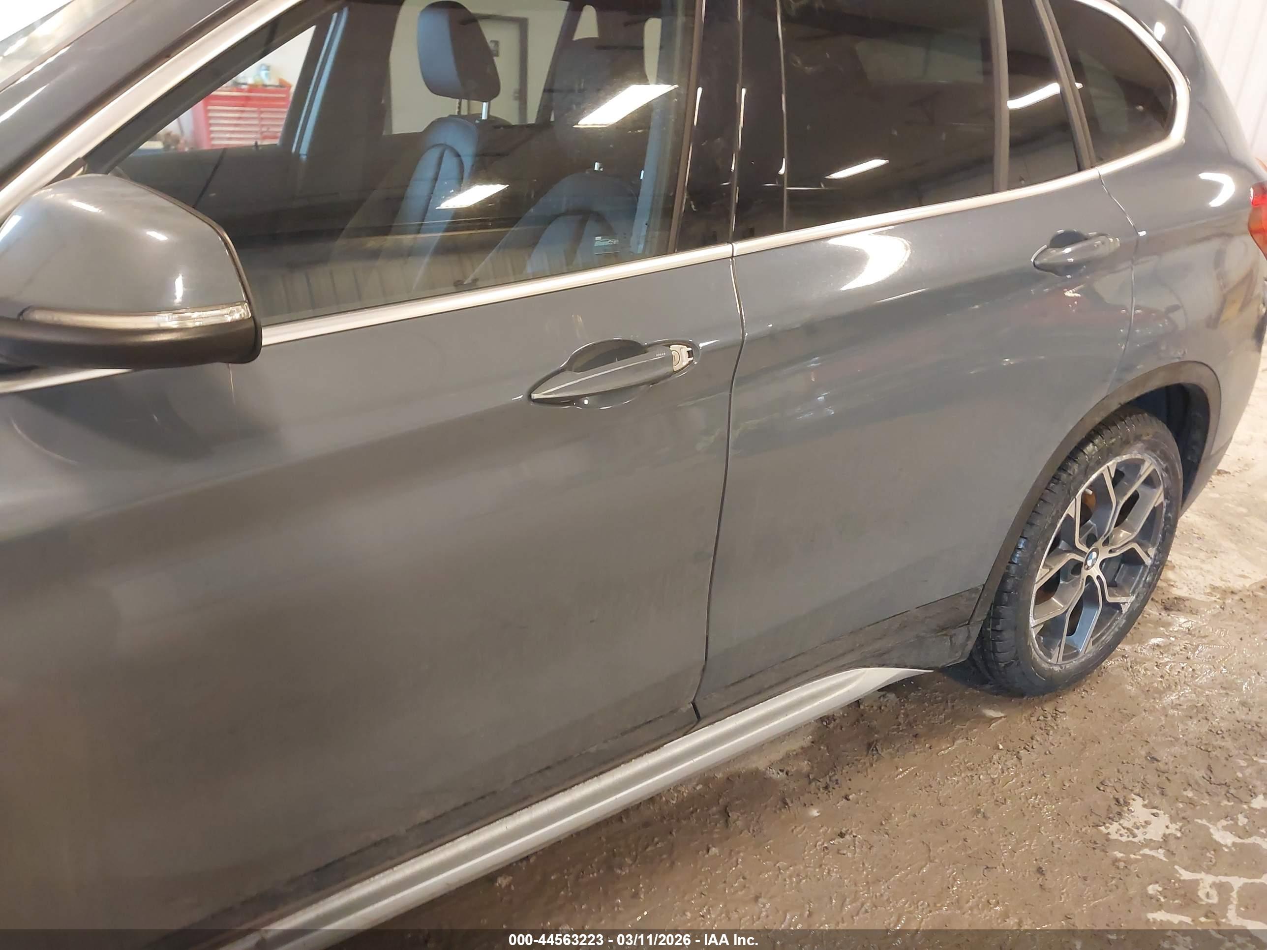 BMW X1 image 6