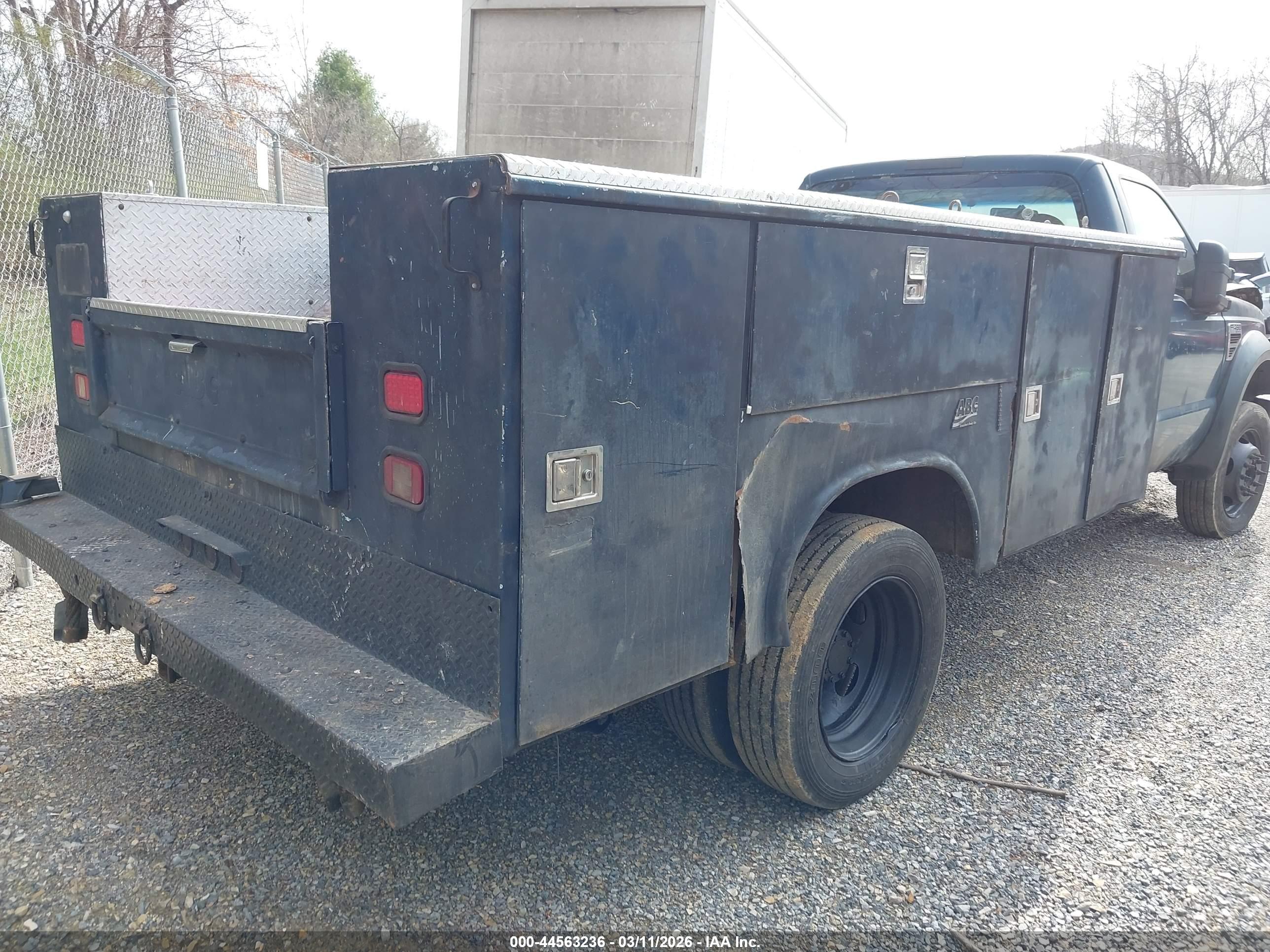 FORD F-450 image 4