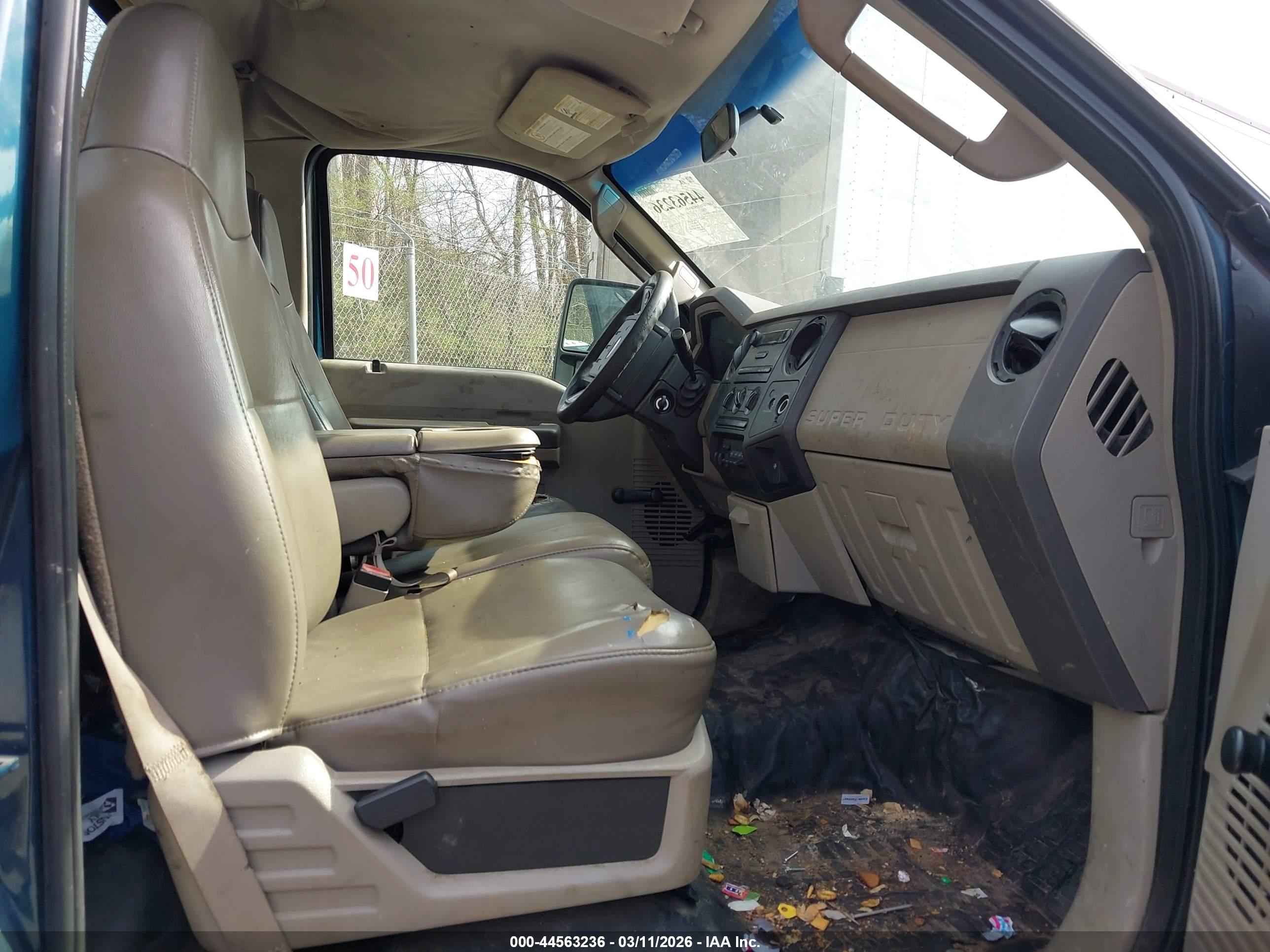 FORD F-450 image 5