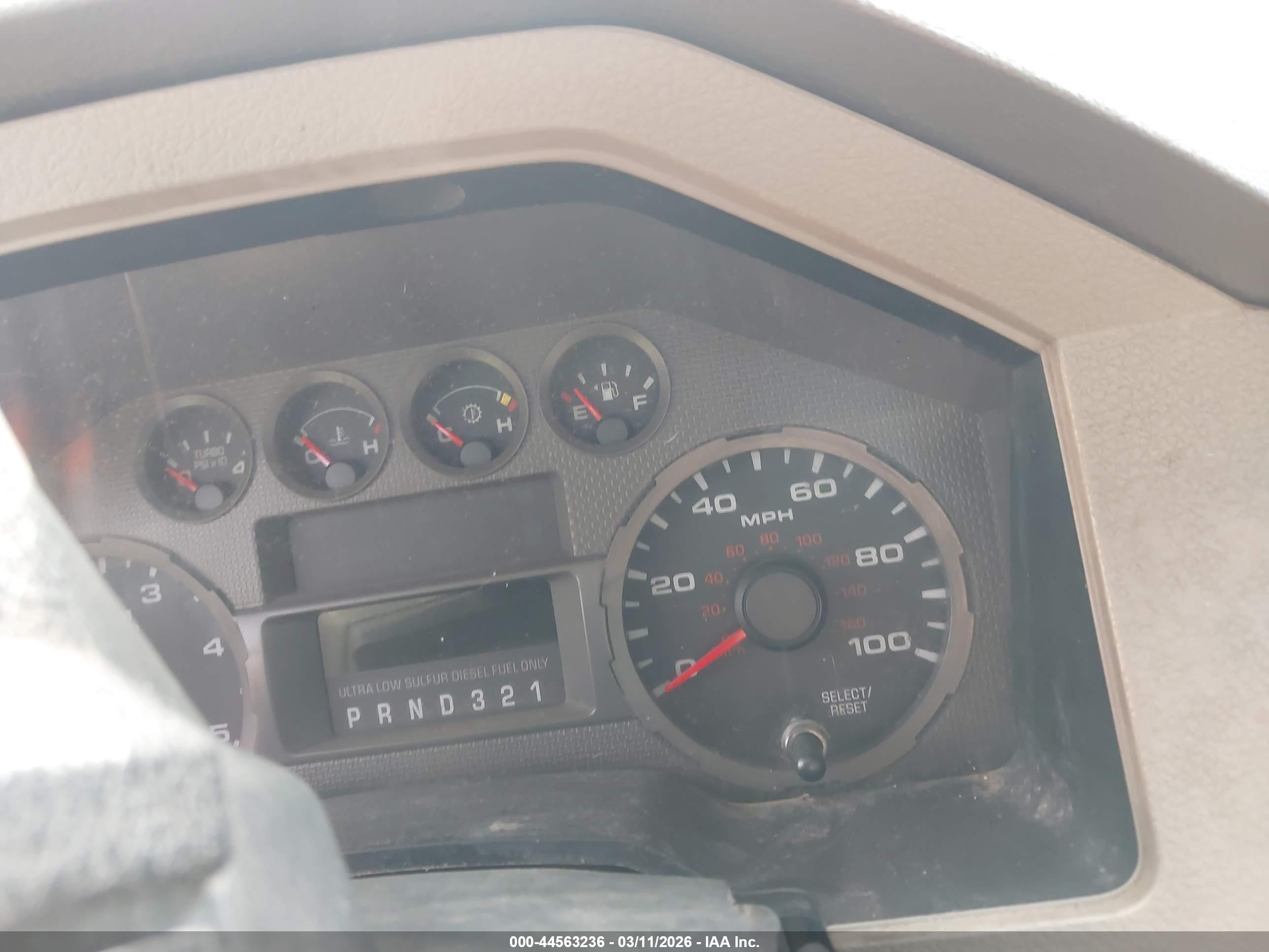 FORD F-450 image 6