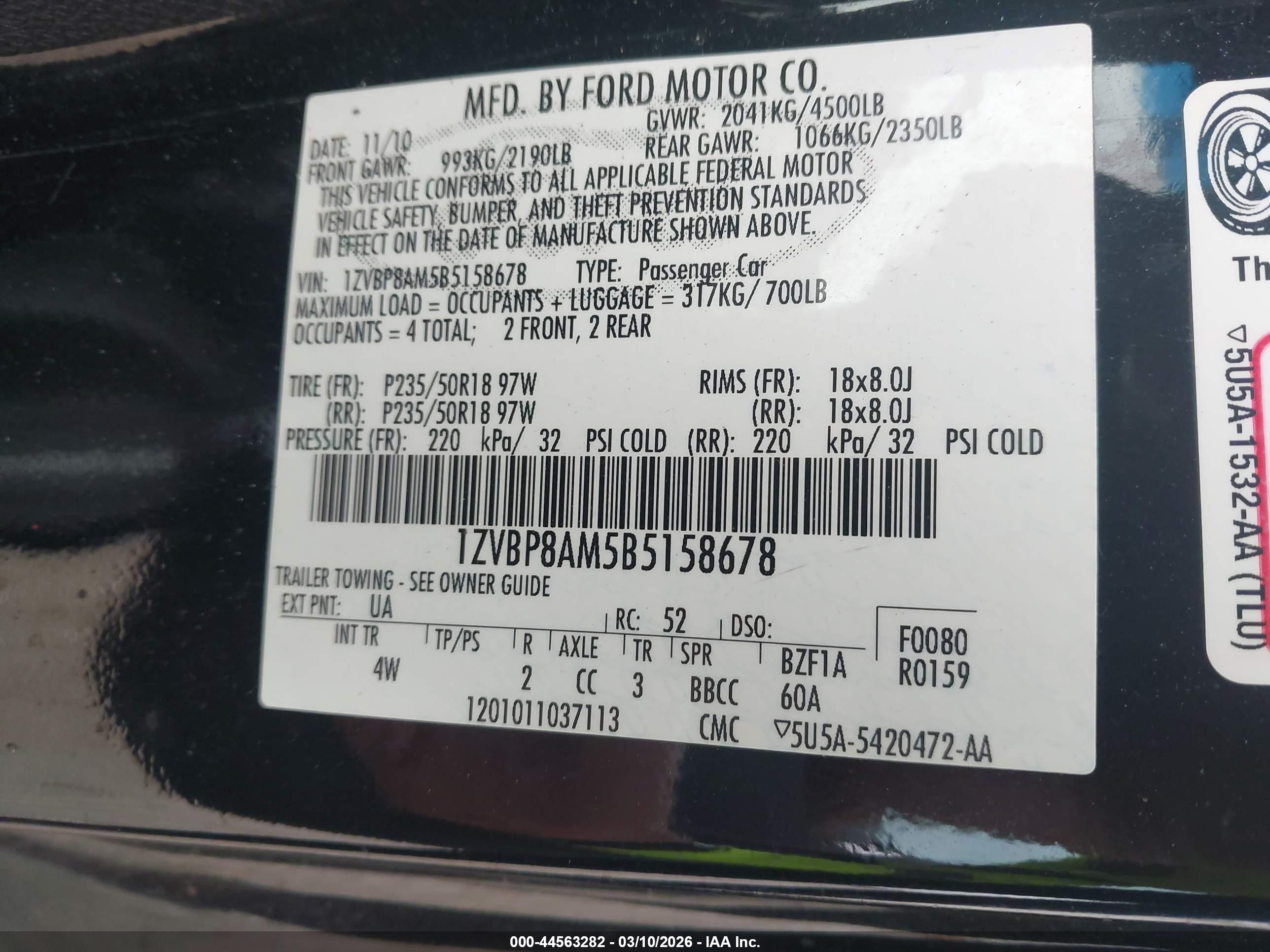 FORD MUSTANG image 9