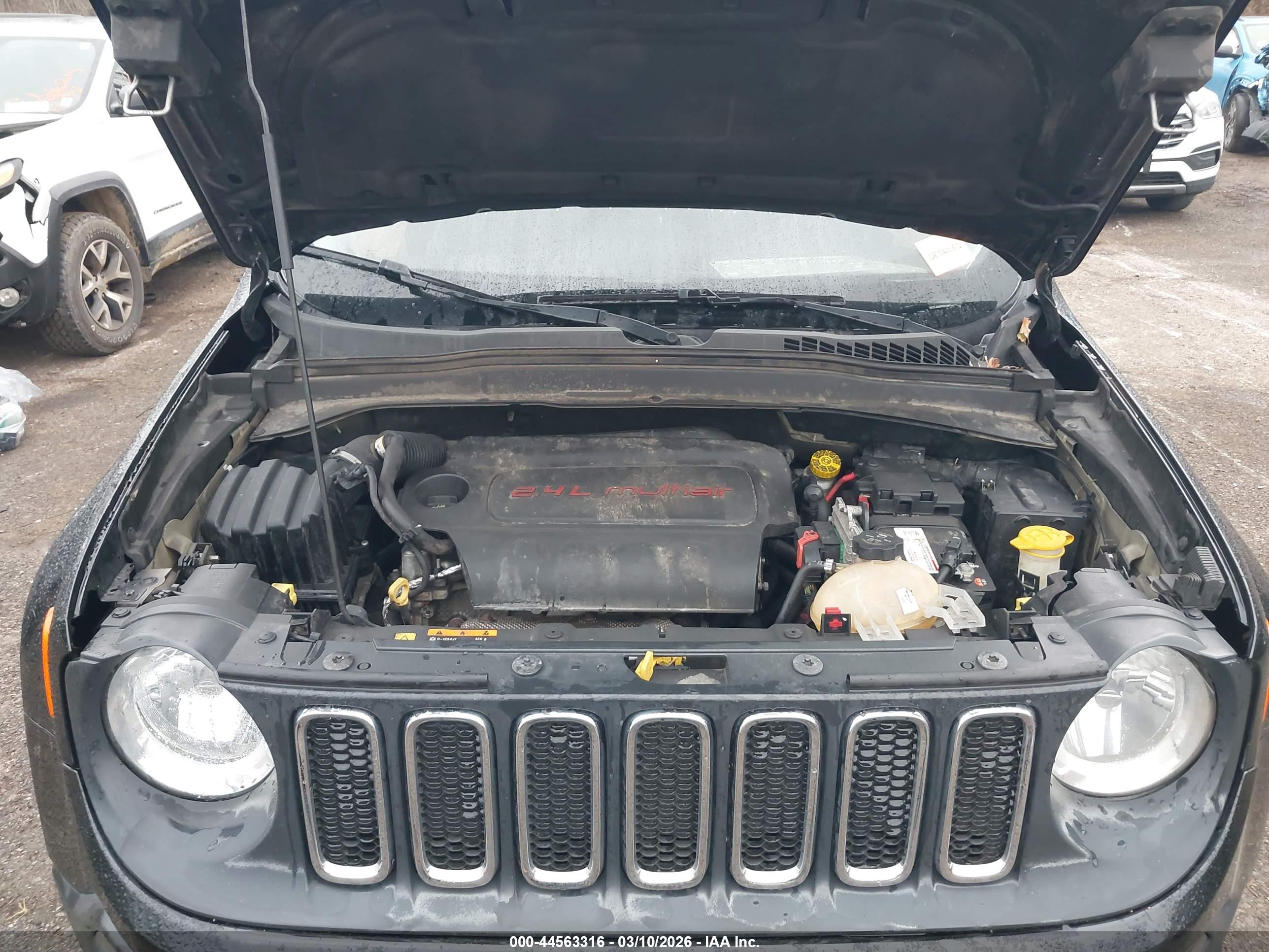 JEEP RENEGADE image 10