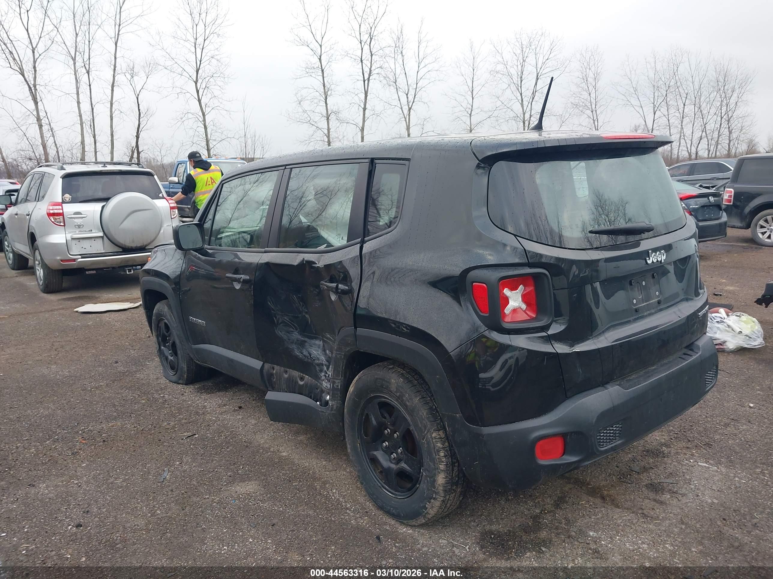JEEP RENEGADE image 3