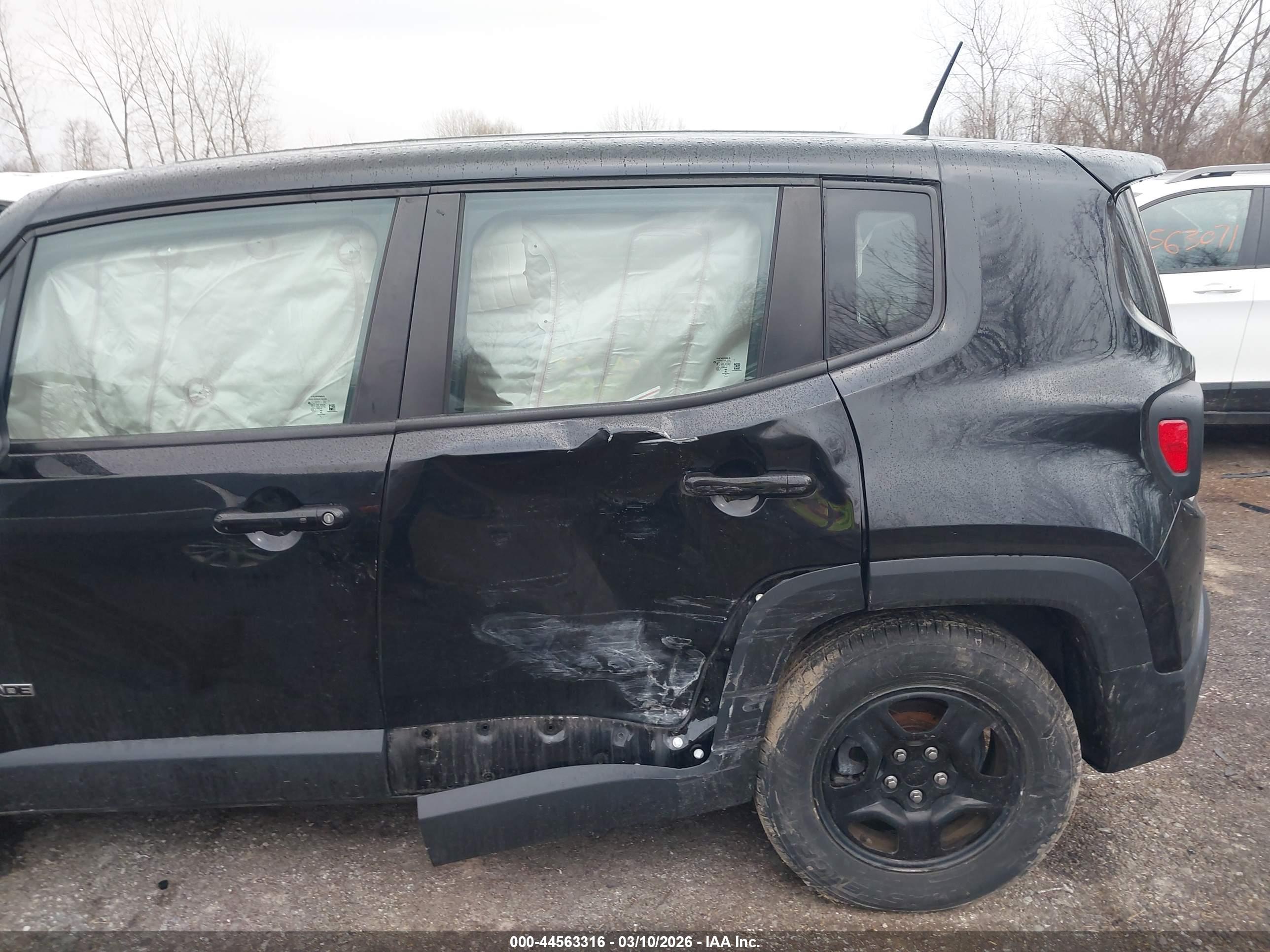 JEEP RENEGADE image 6