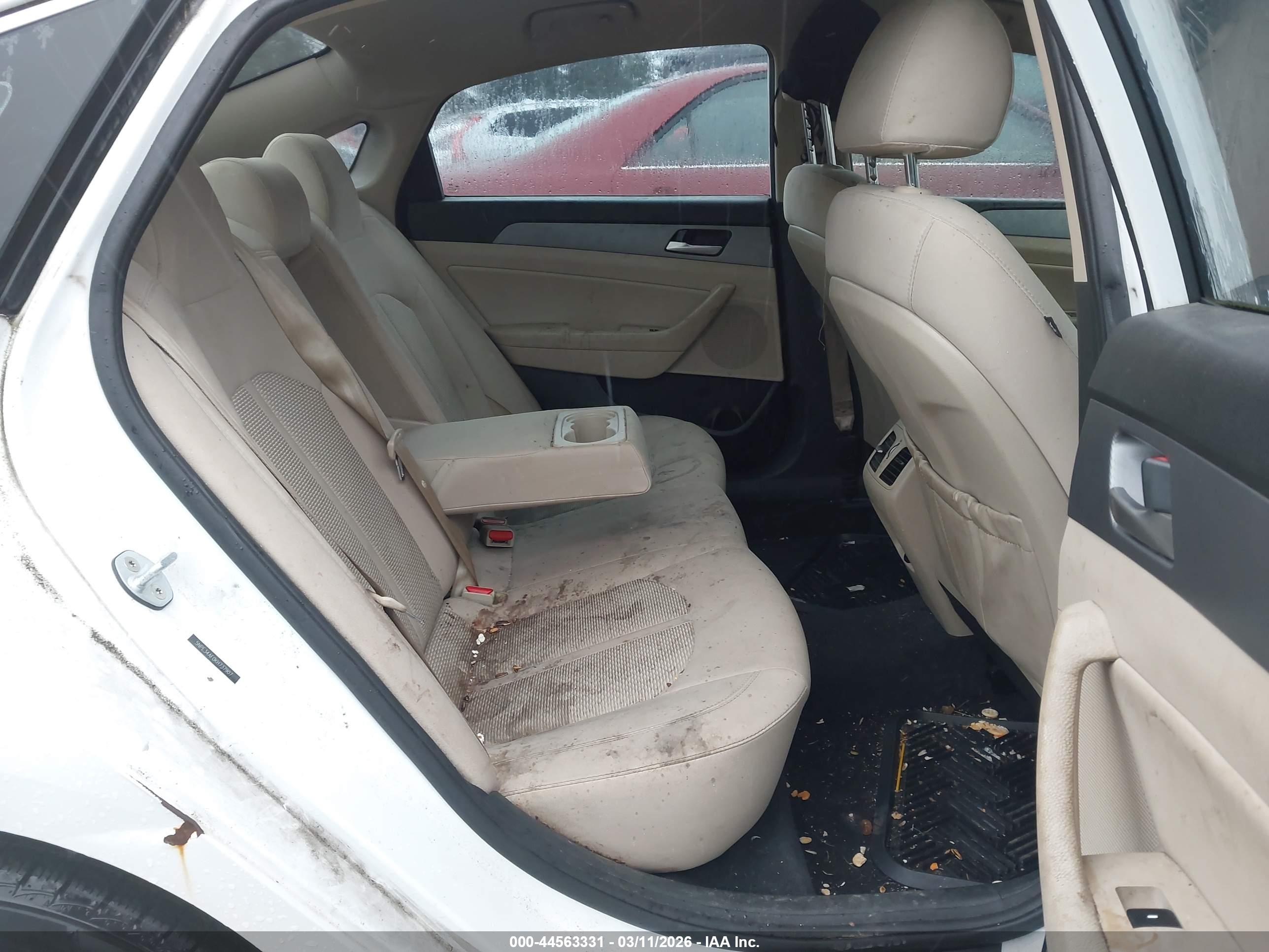 HYUNDAI SONATA image 8