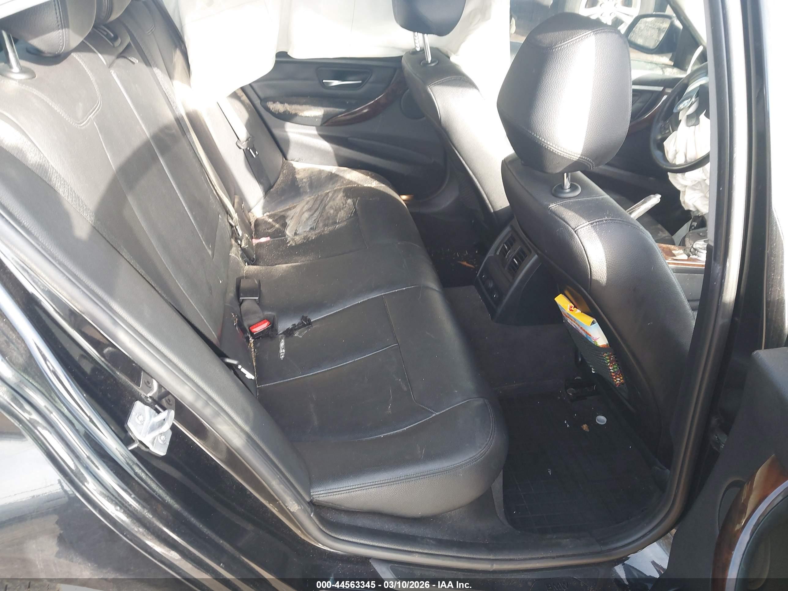 BMW 328I image 8