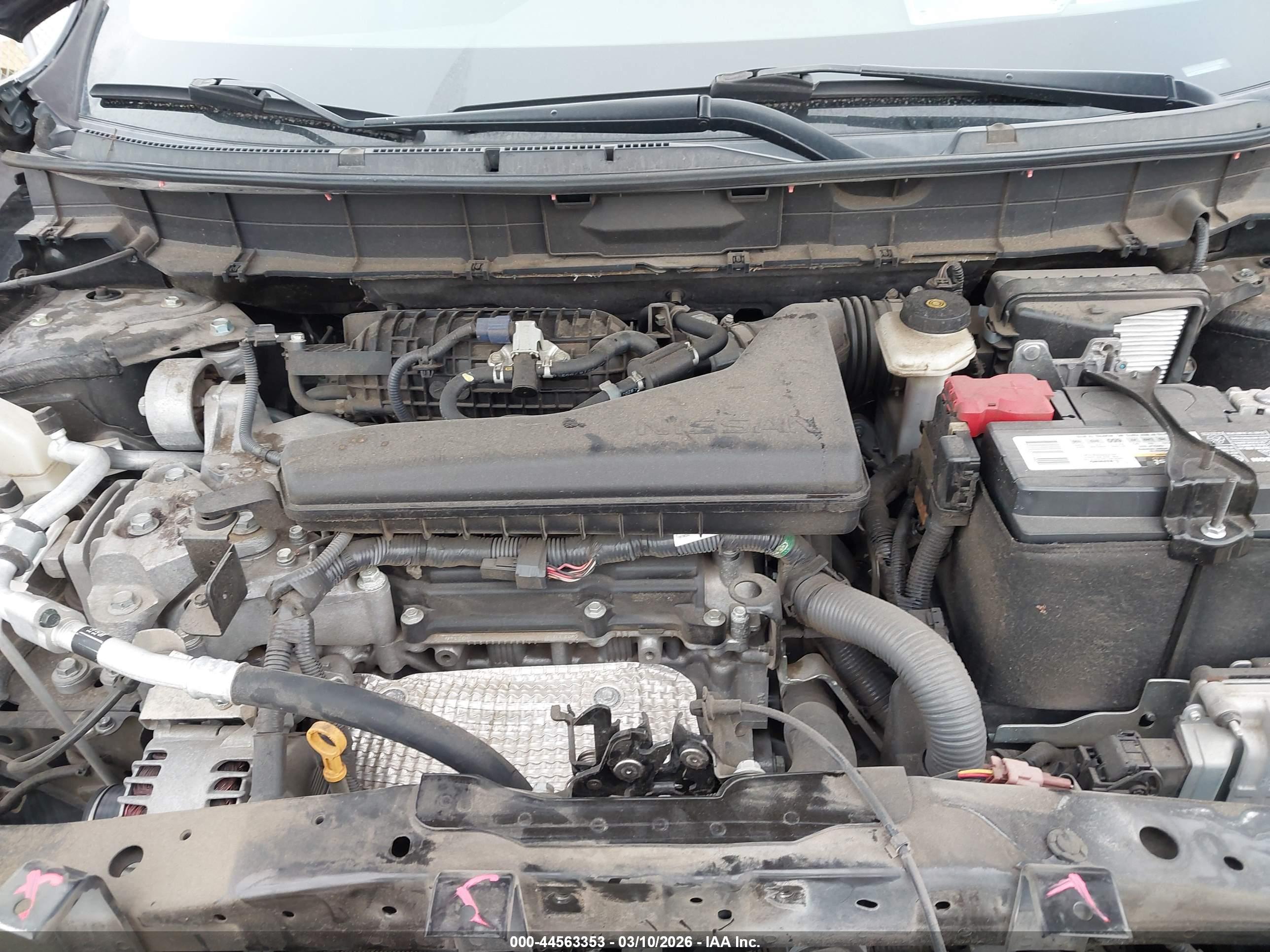 NISSAN ROGUE image 10
