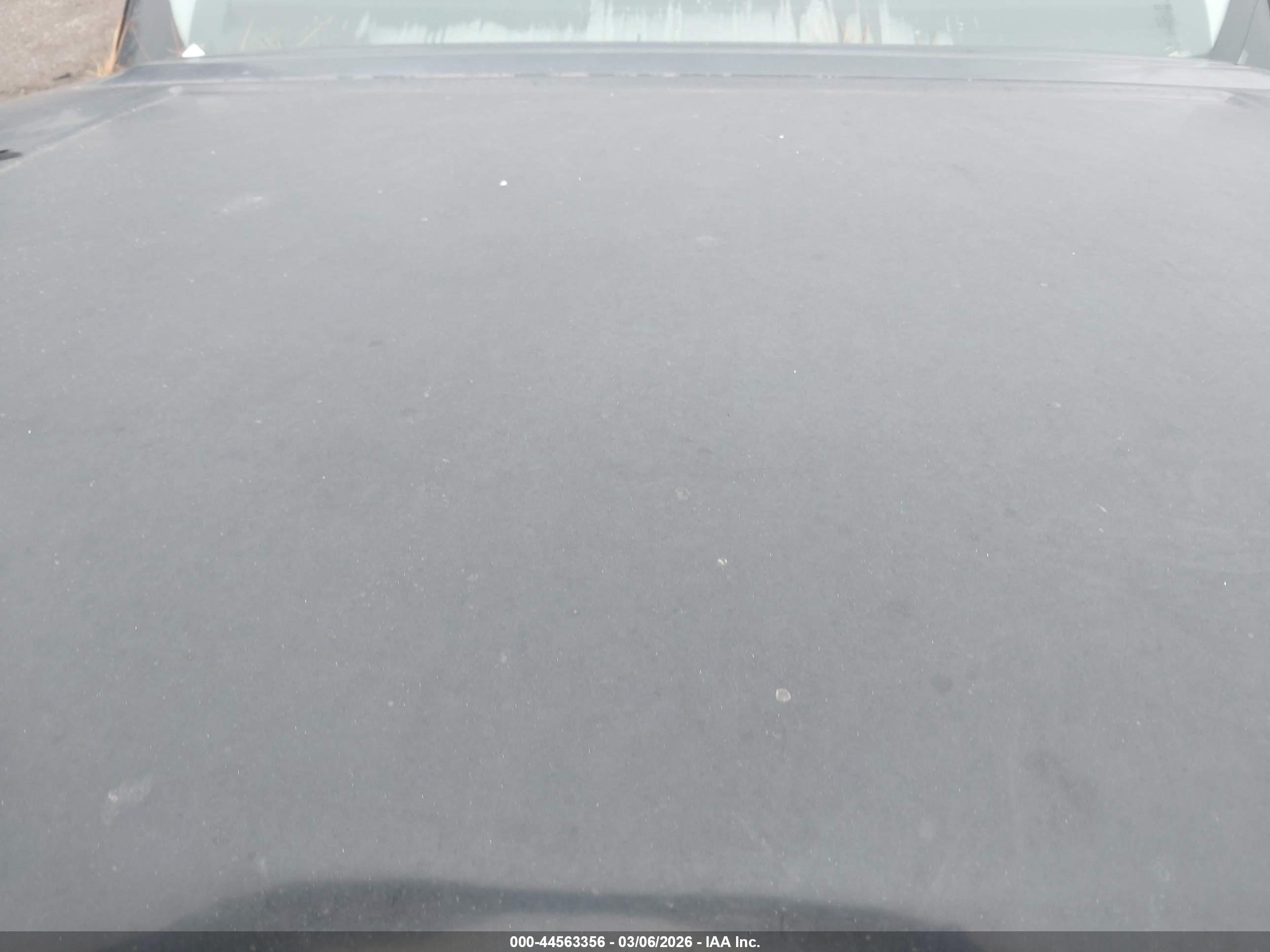 LAND ROVER image 6
