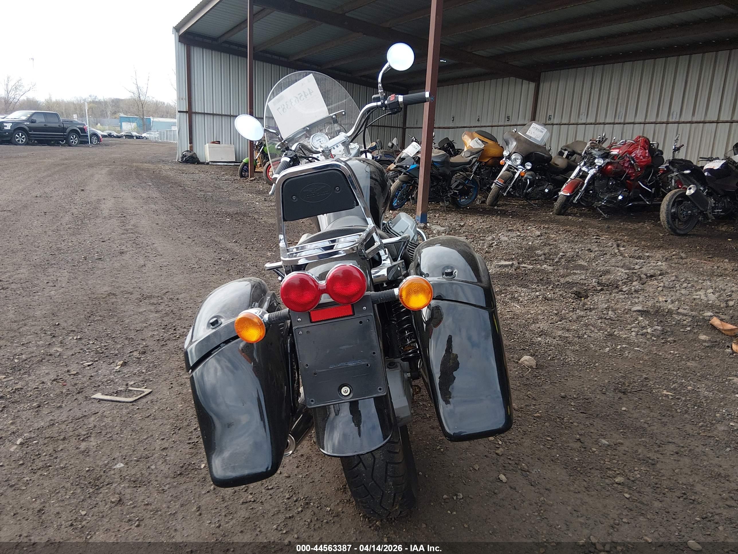 MOTO GUZZI image 6