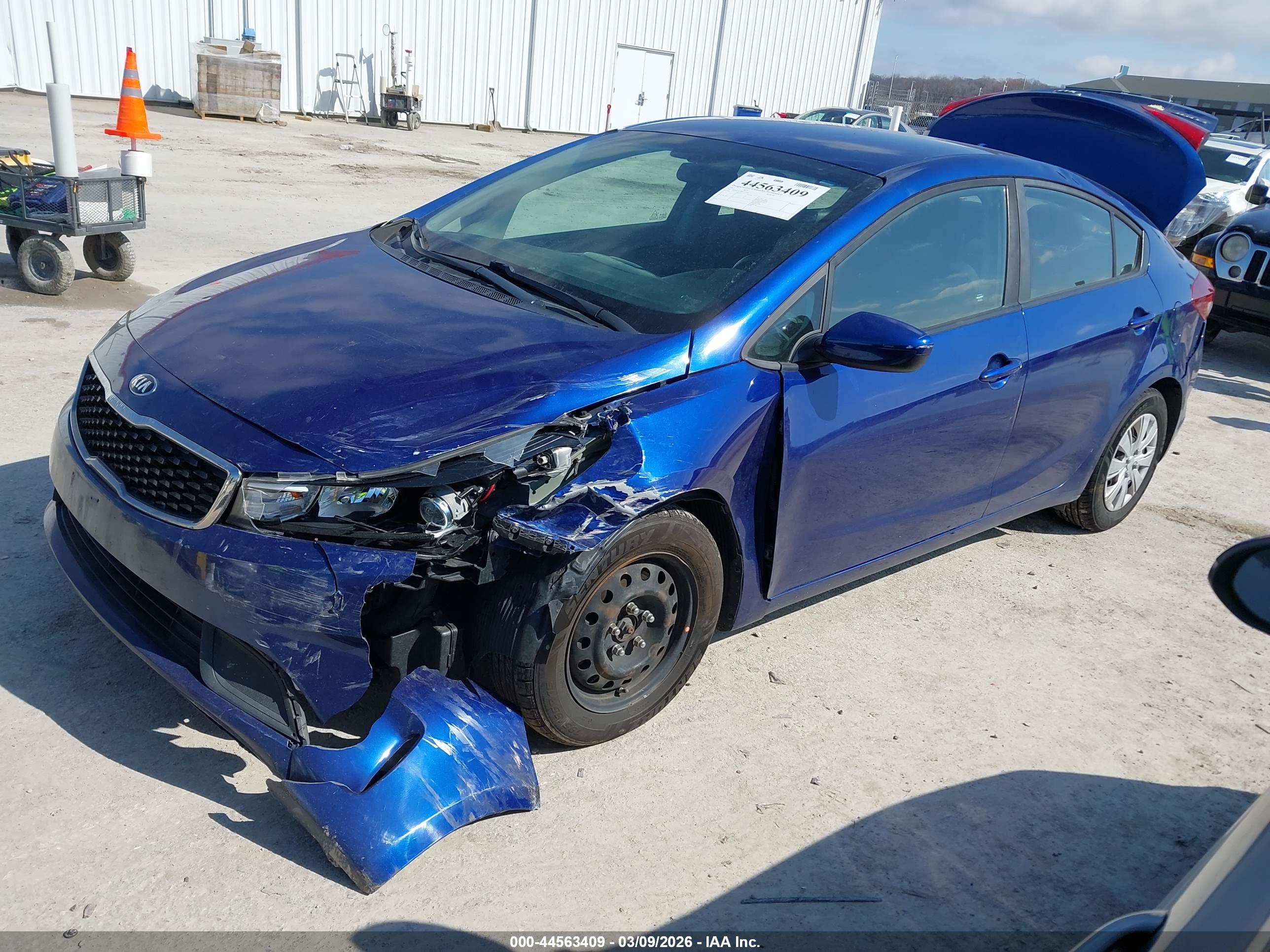 KIA FORTE image 2