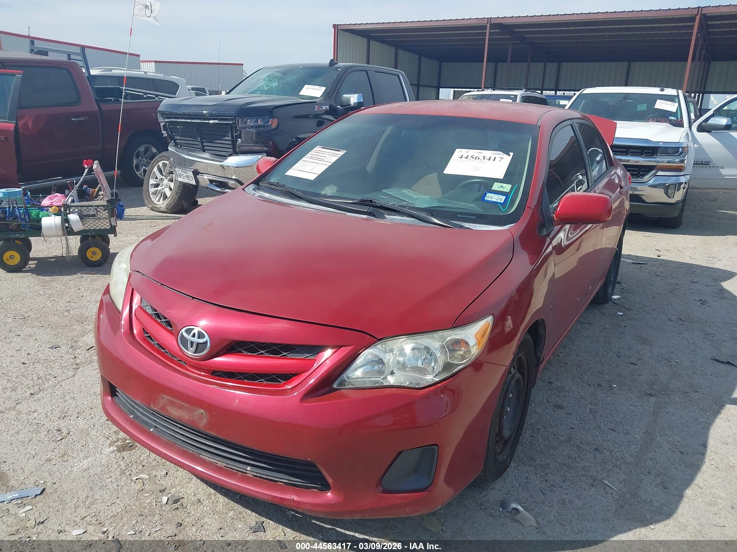 TOYOTA COROLLA image 2