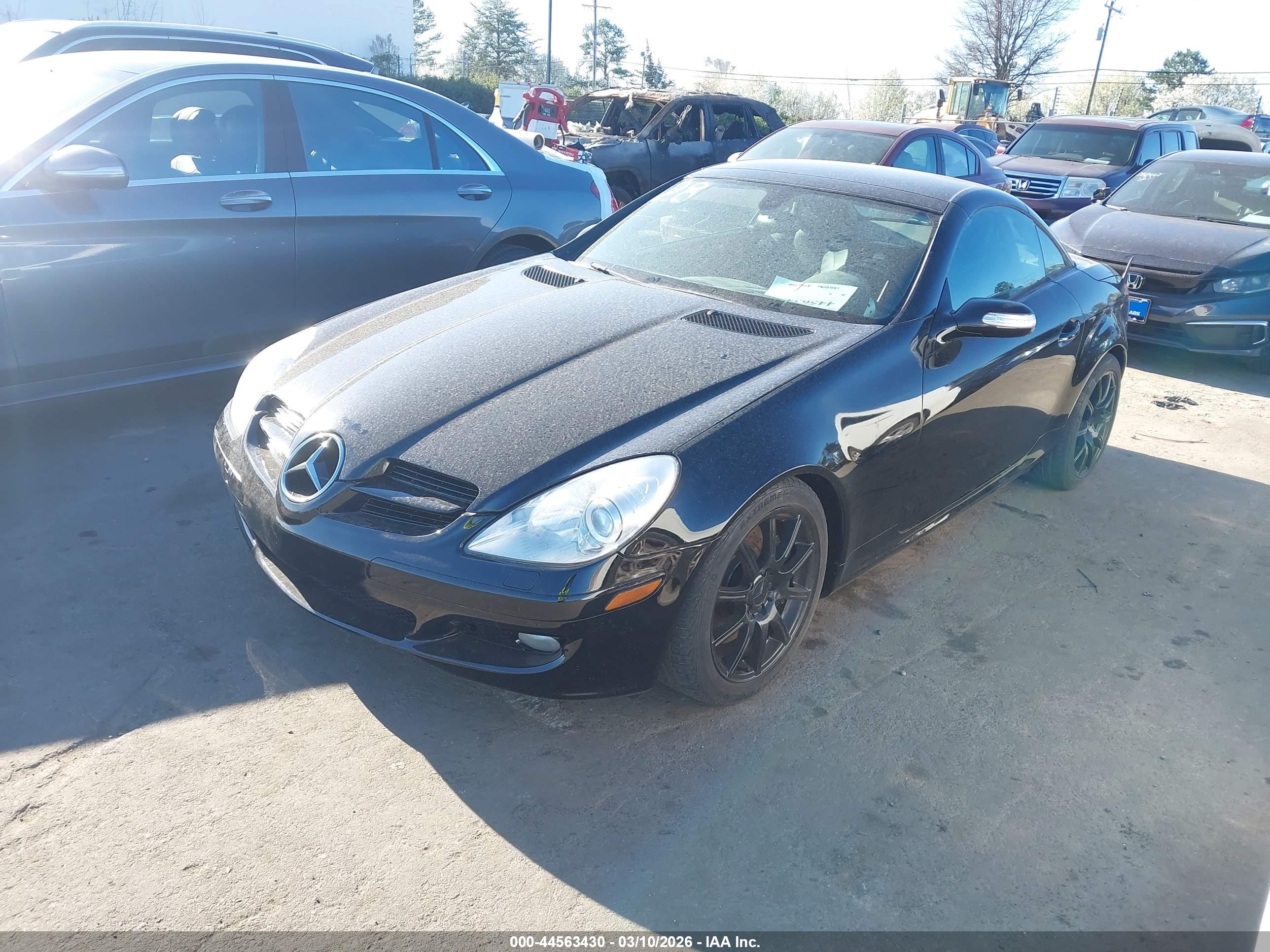 MERCEDES-BENZ SLK image 2