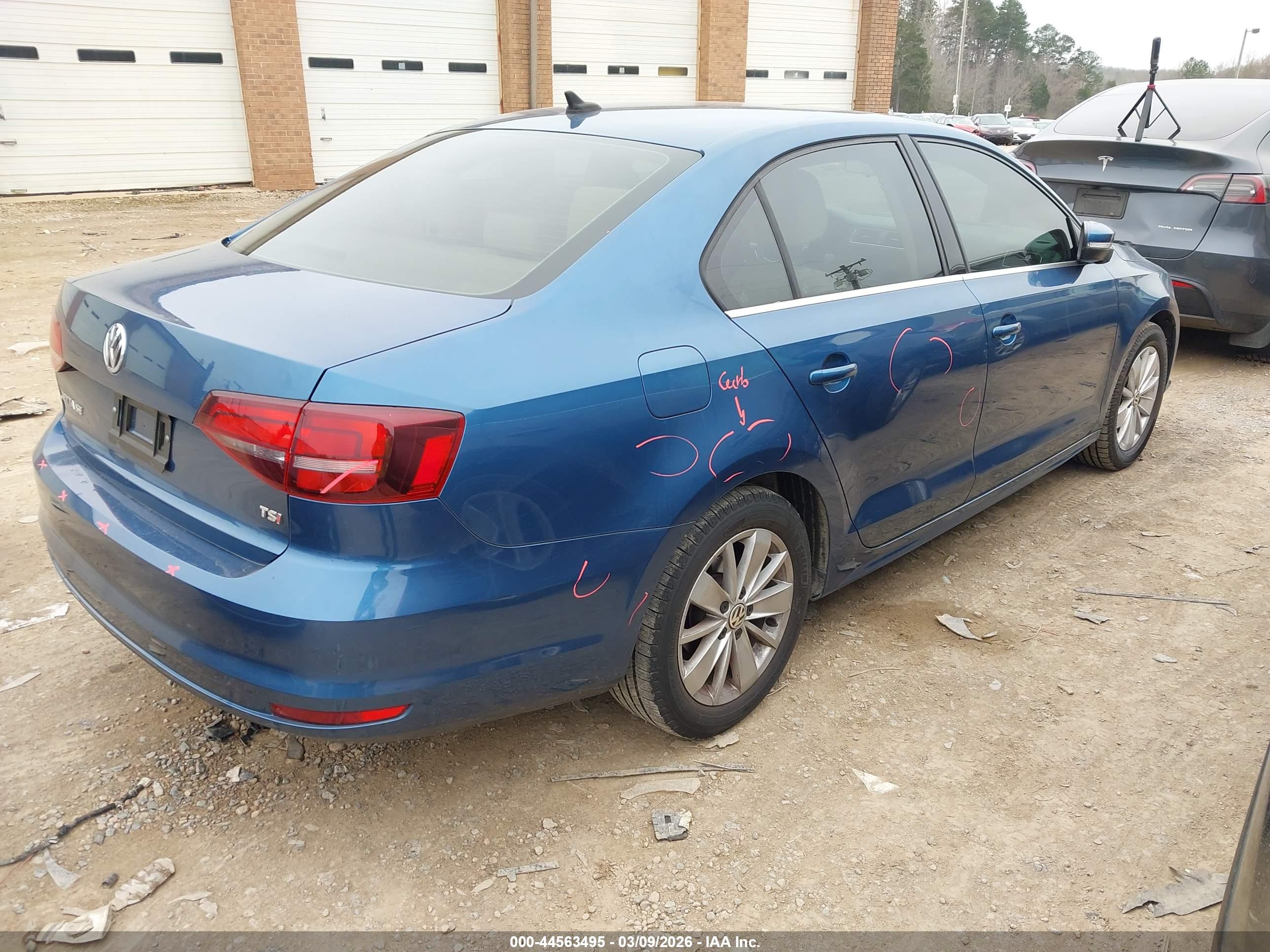 VOLKSWAGEN JETTA image 4