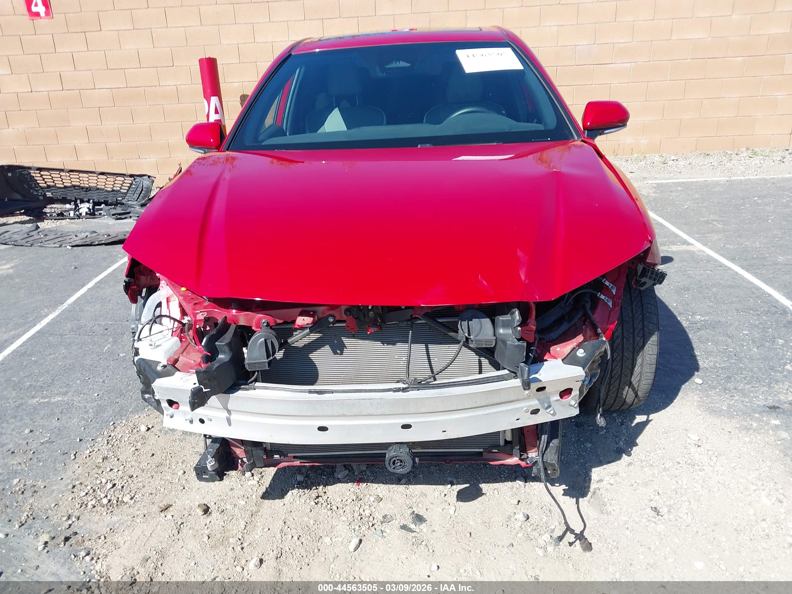 TOYOTA CAMRY image 6