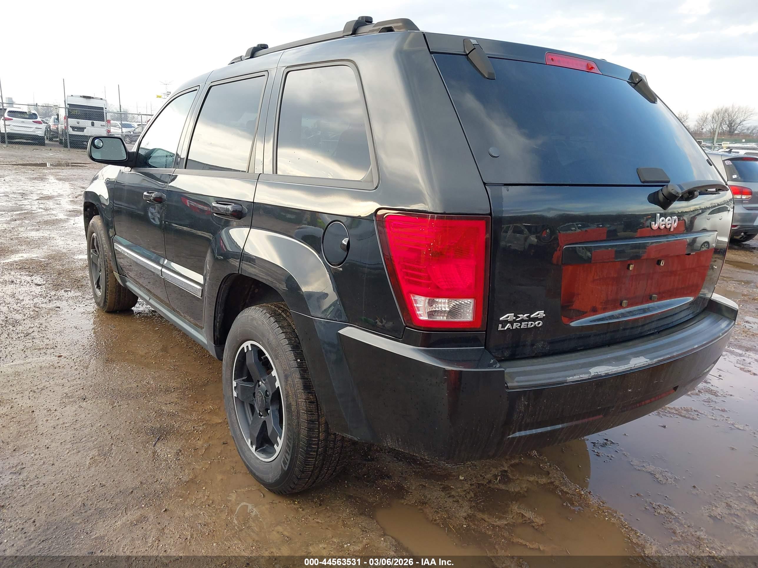 JEEP GRAND image 3