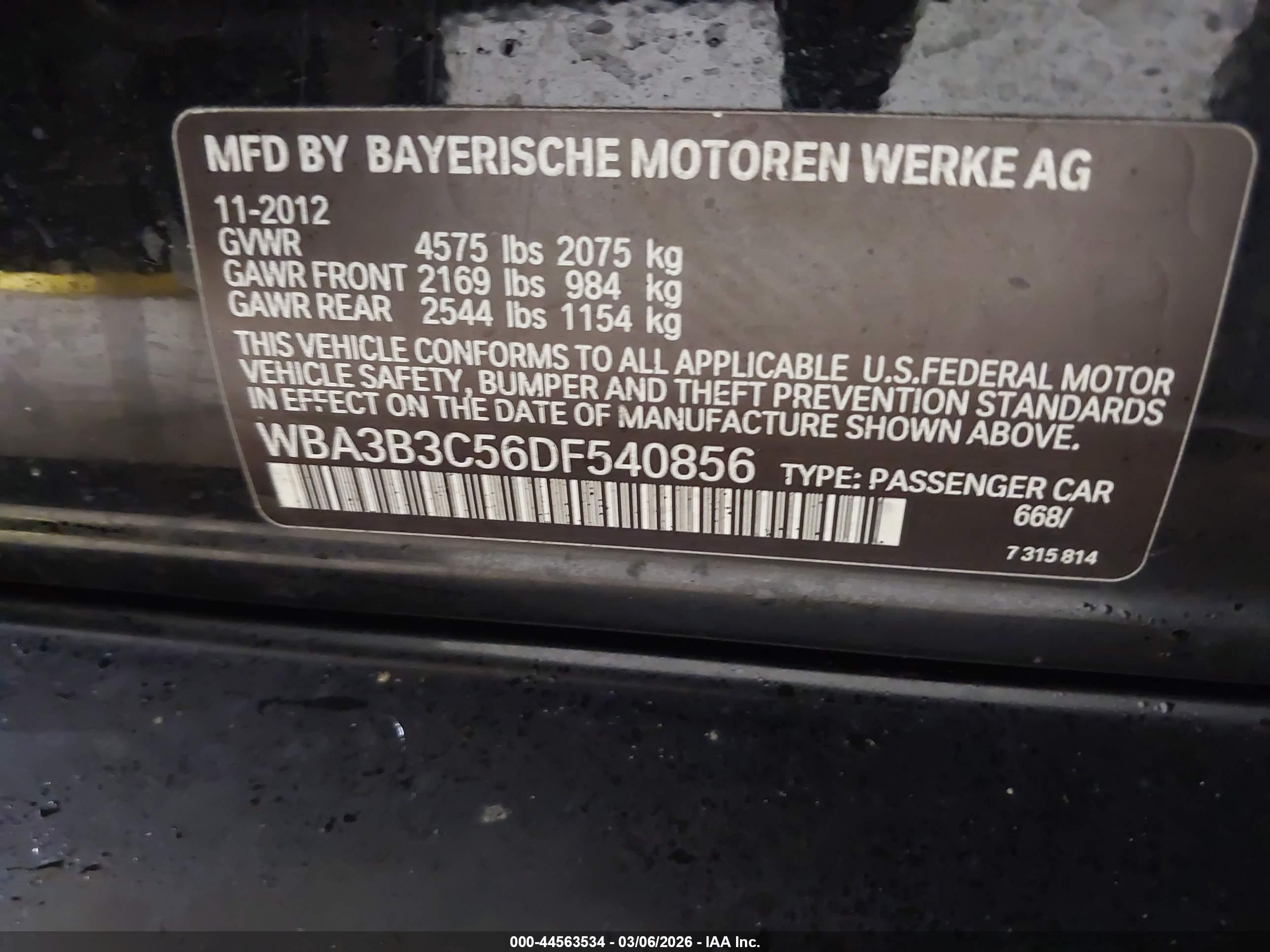BMW 328I image 9