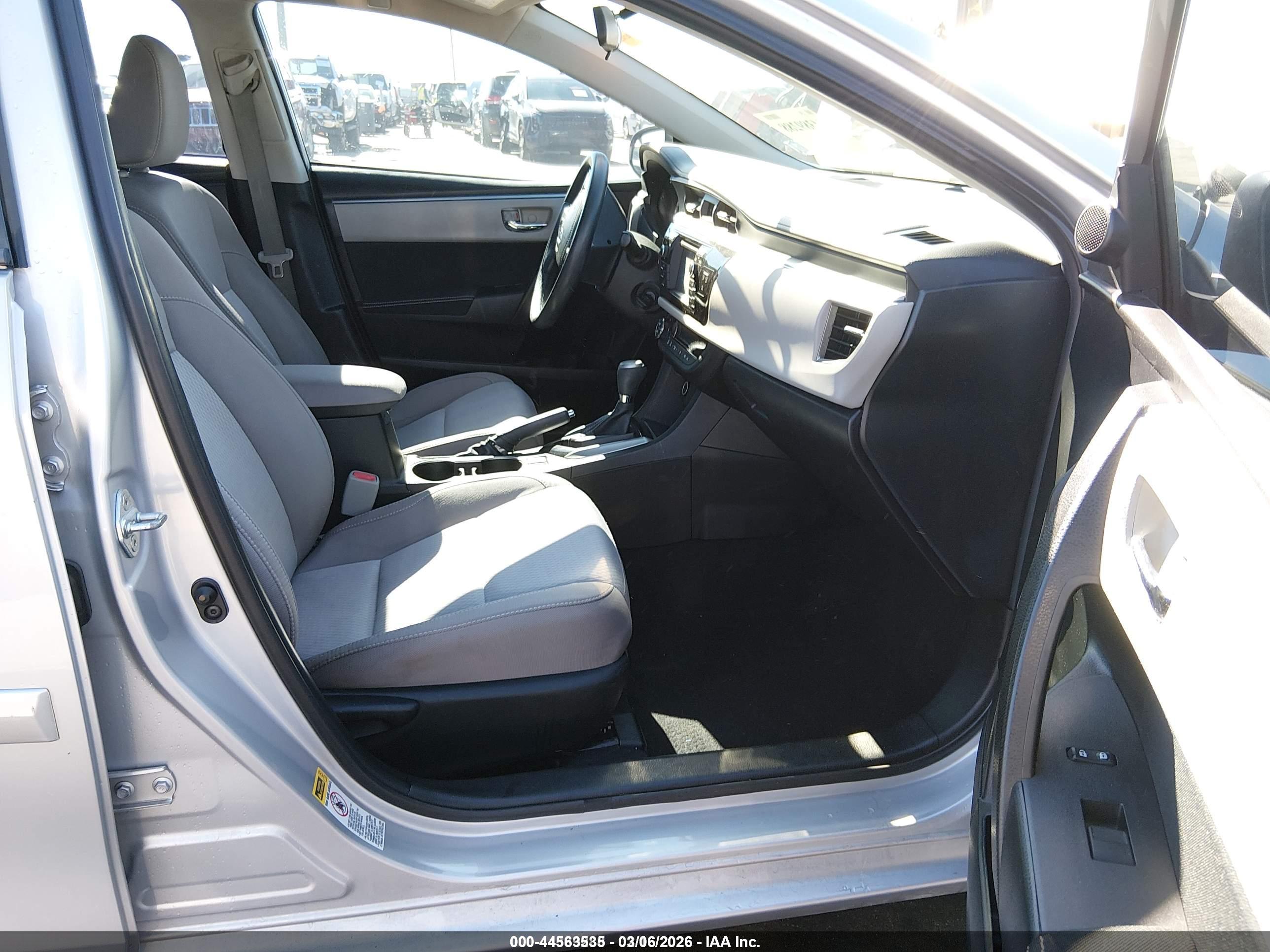 TOYOTA COROLLA image 5