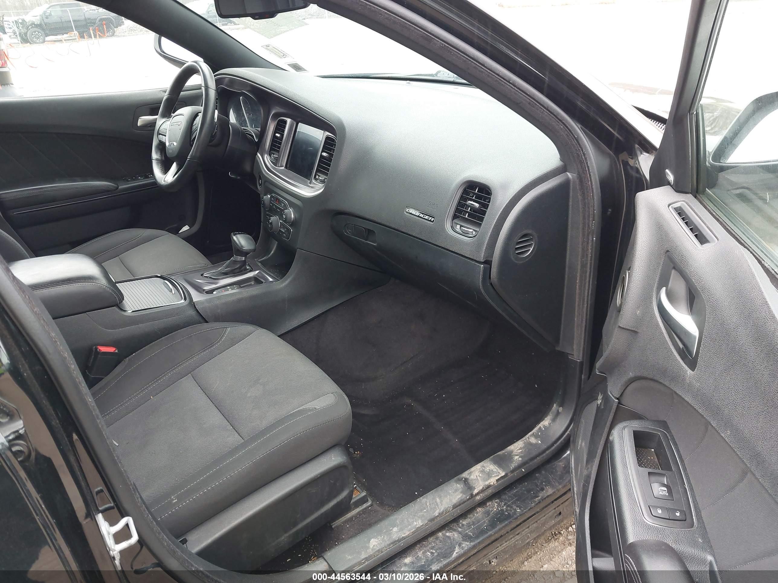 DODGE CHARGER image 5
