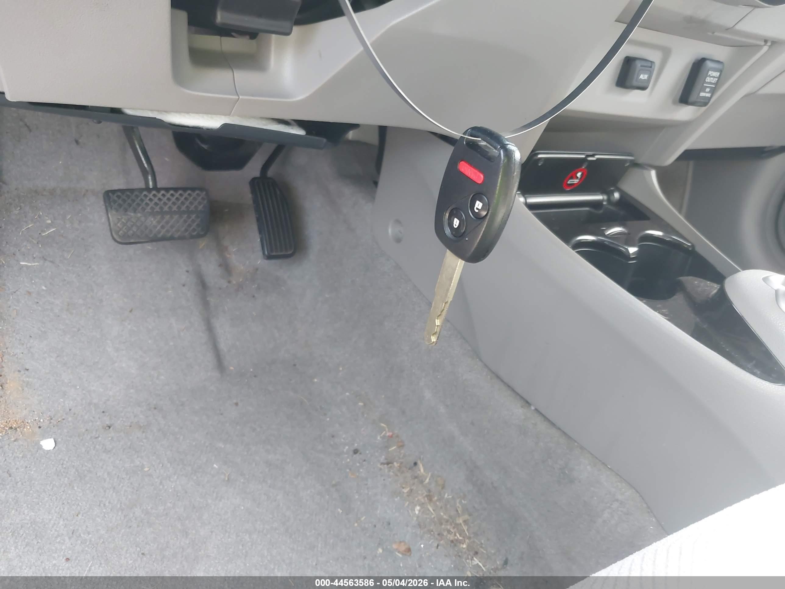 HONDA INSIGHT image 11