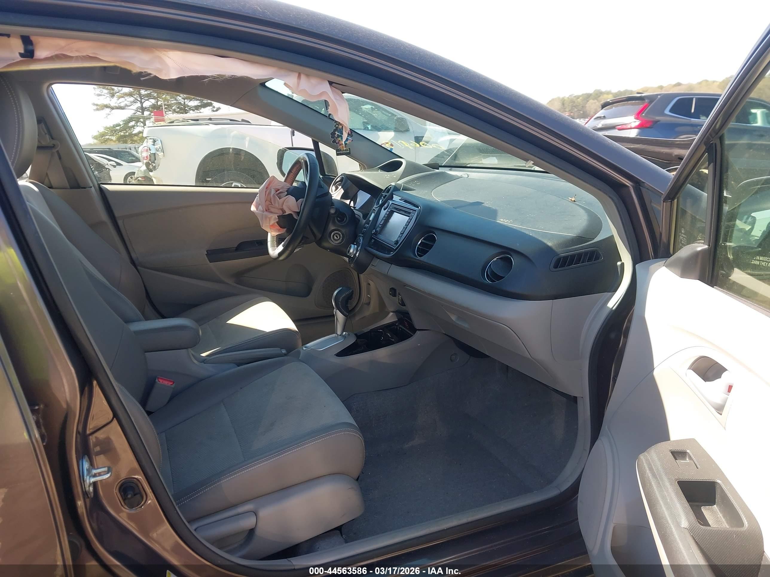 HONDA INSIGHT image 5
