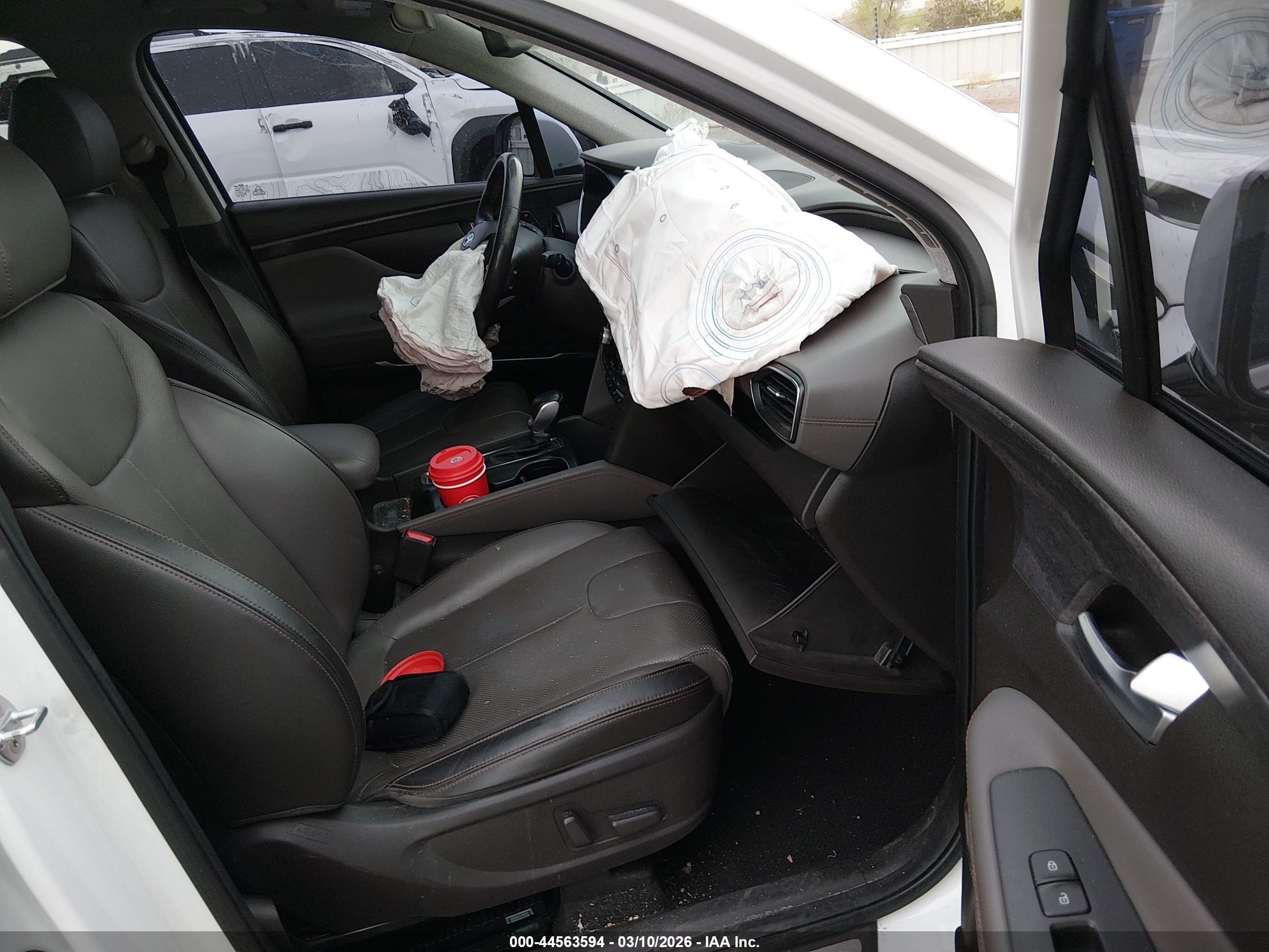 HYUNDAI SANTA image 5