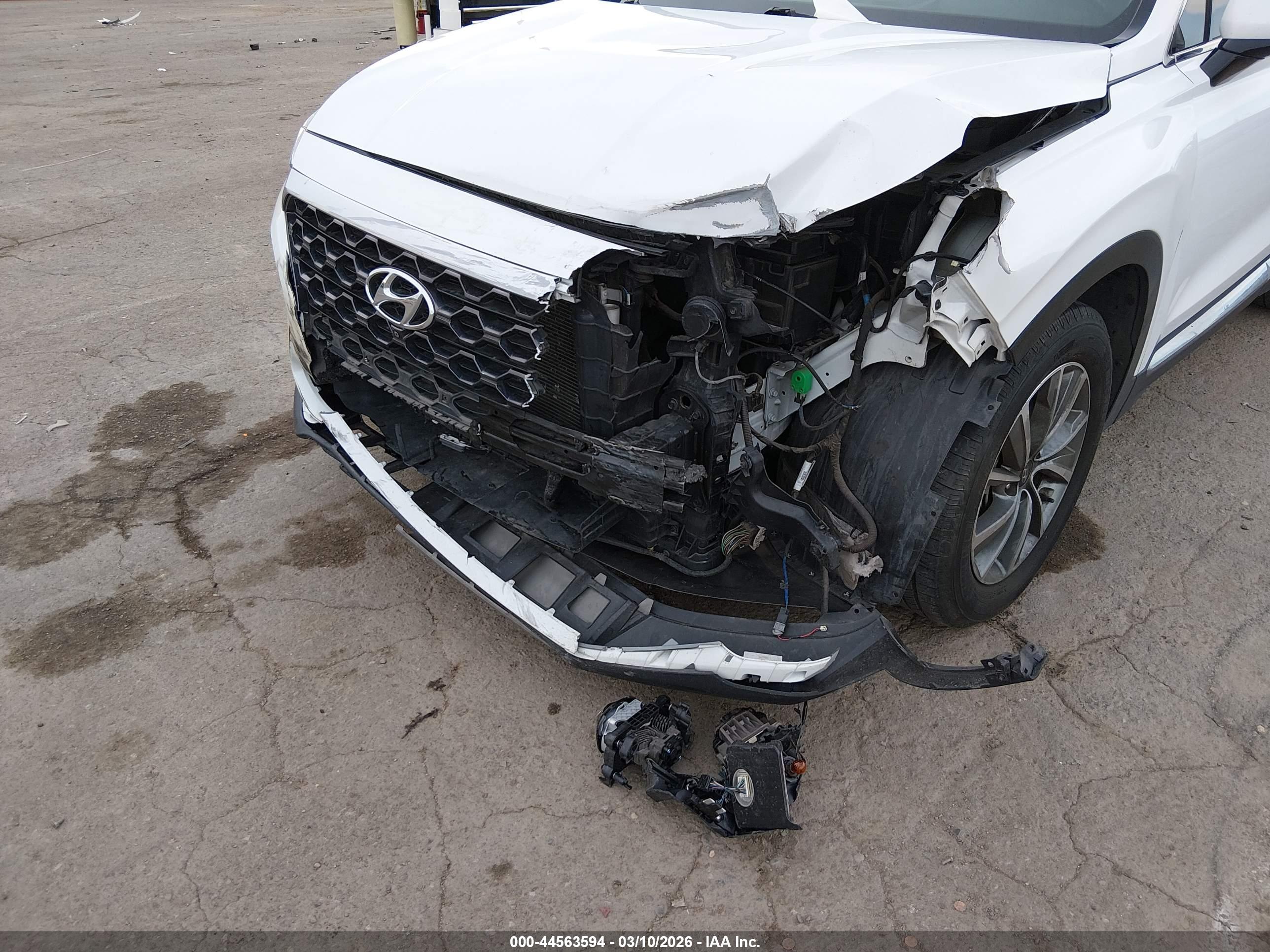 HYUNDAI SANTA image 6