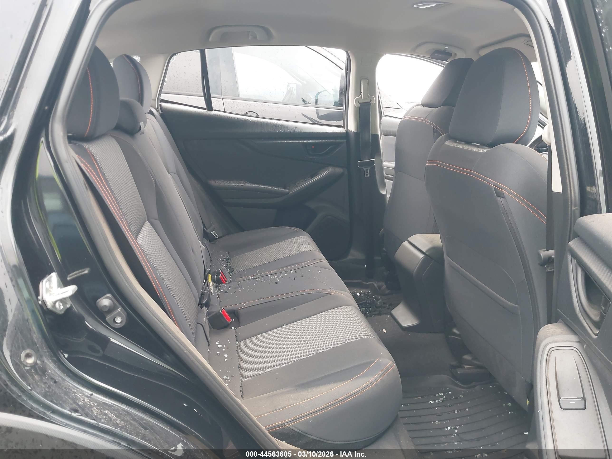 SUBARU CROSSTREK image 8