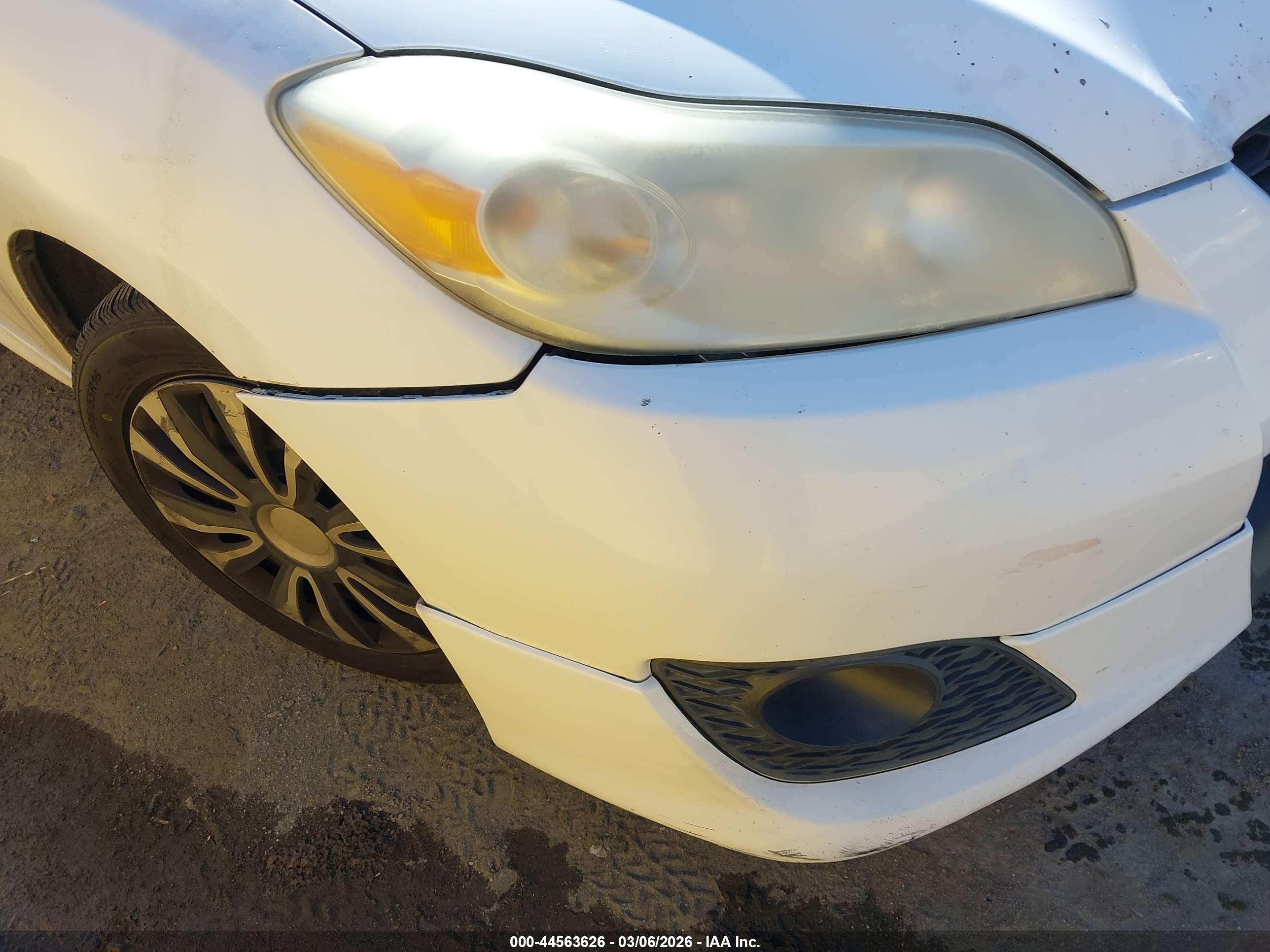TOYOTA MATRIX image 6
