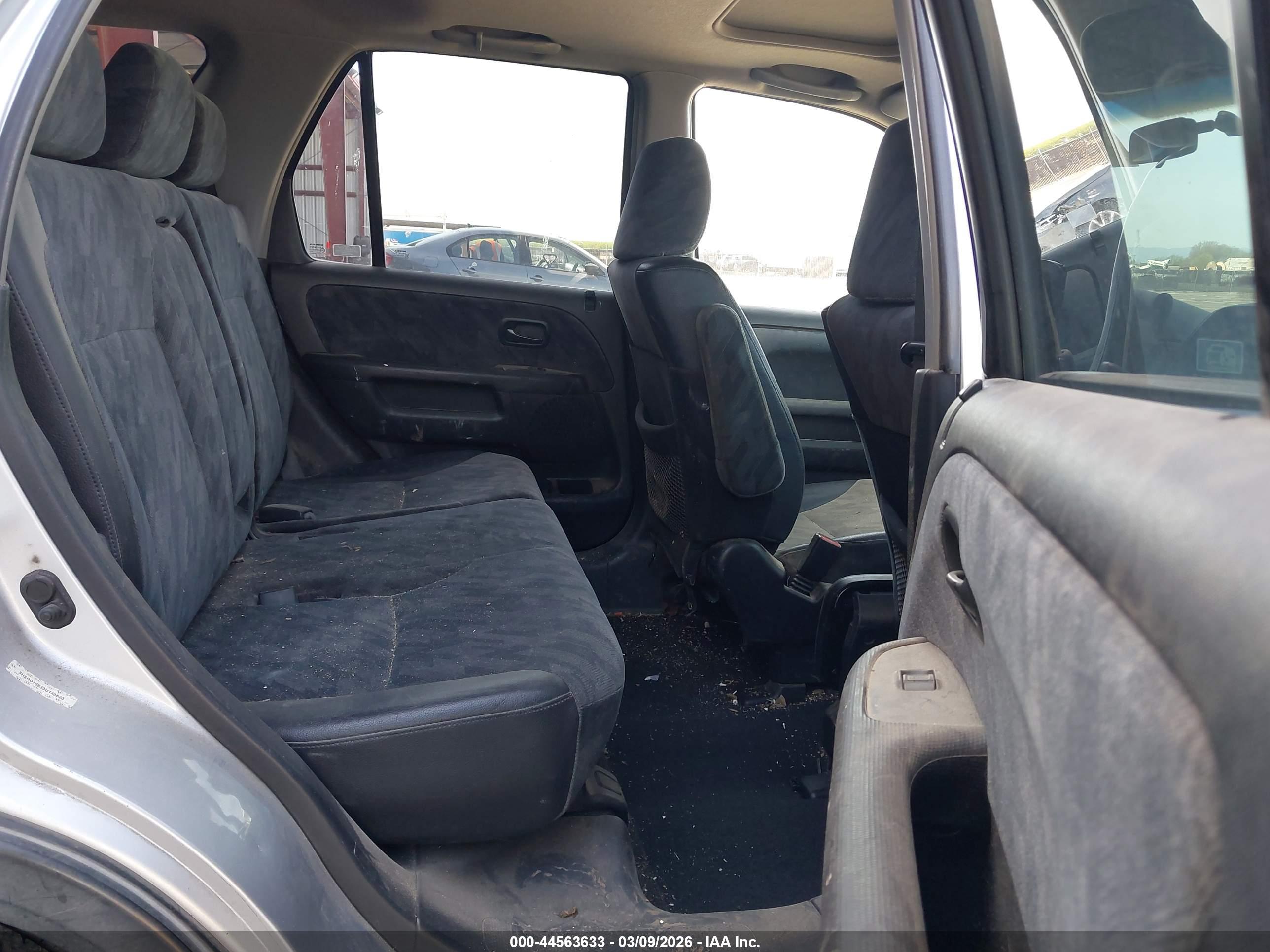 HONDA CR-V image 8