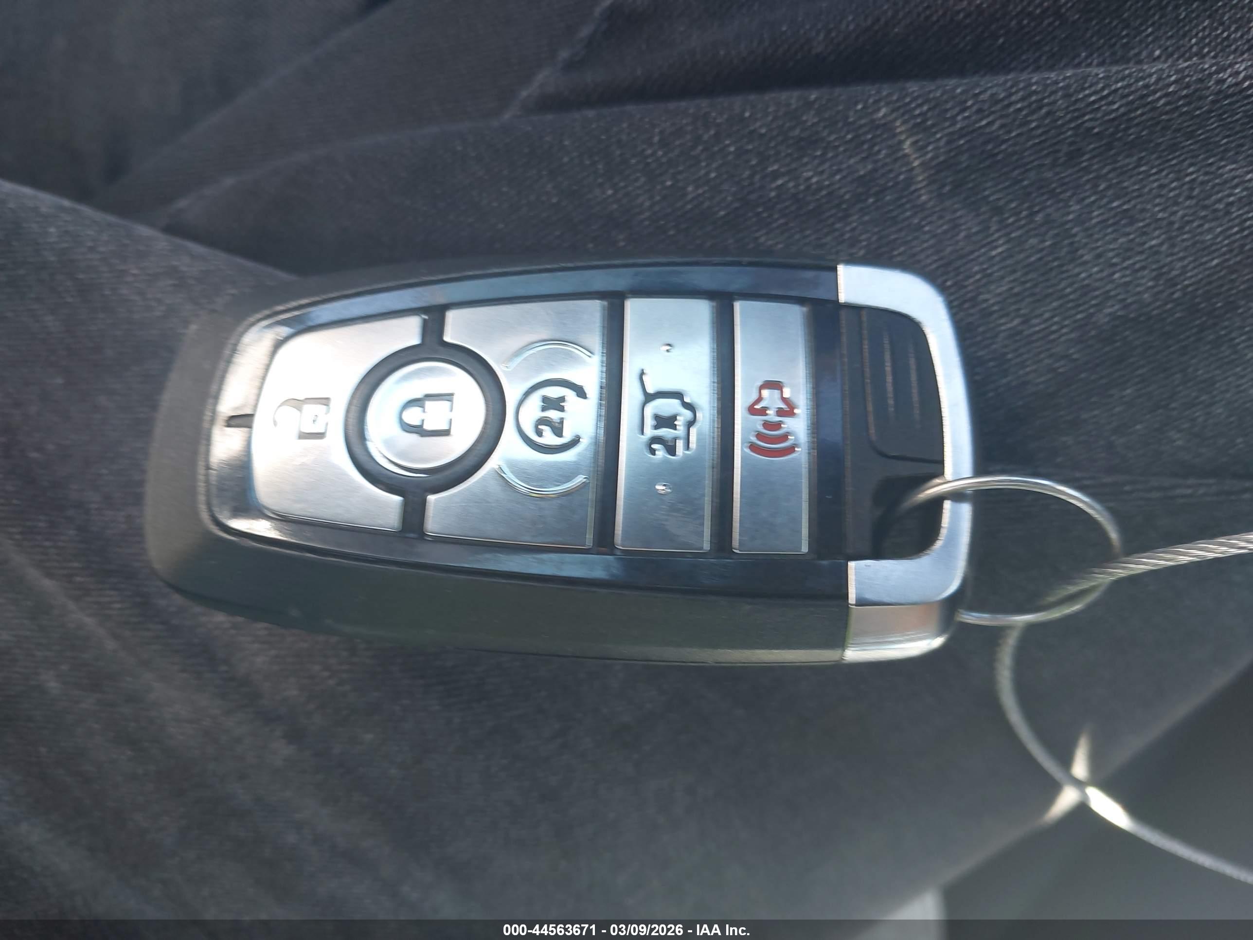 FORD ESCAPE image 11