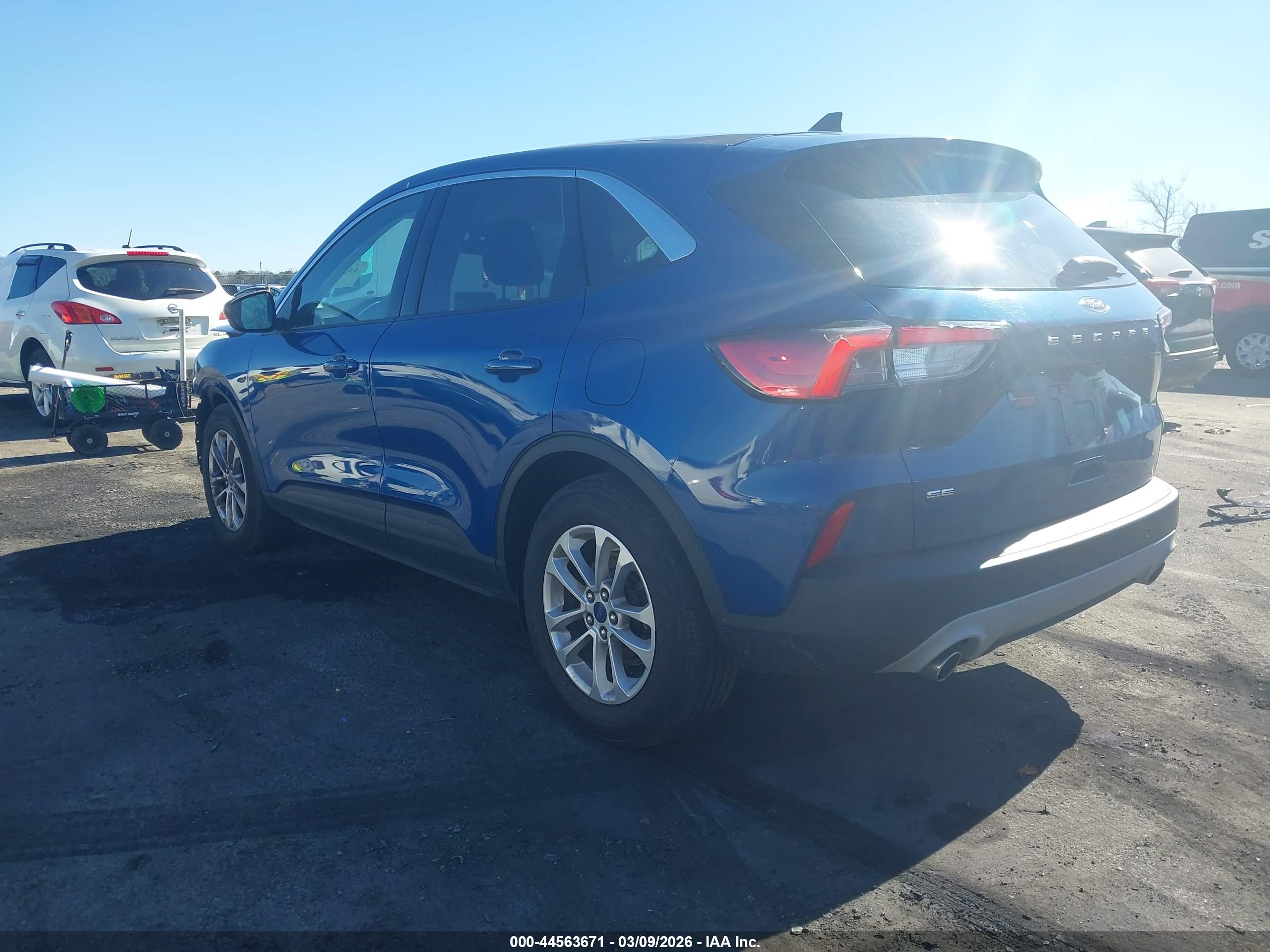 FORD ESCAPE image 3