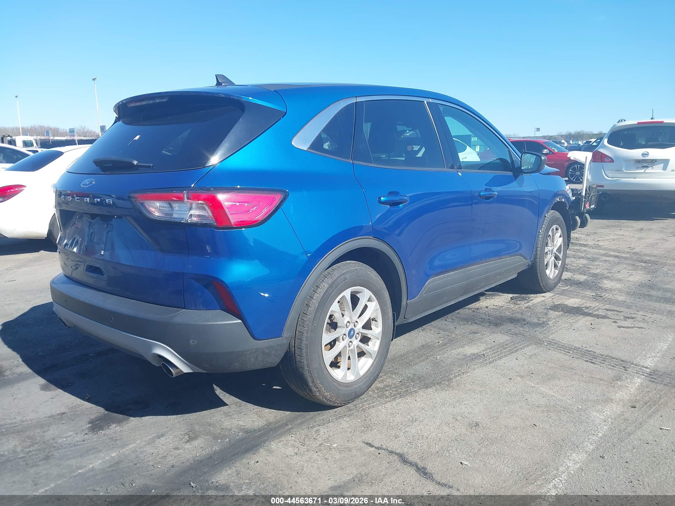 FORD ESCAPE image 4