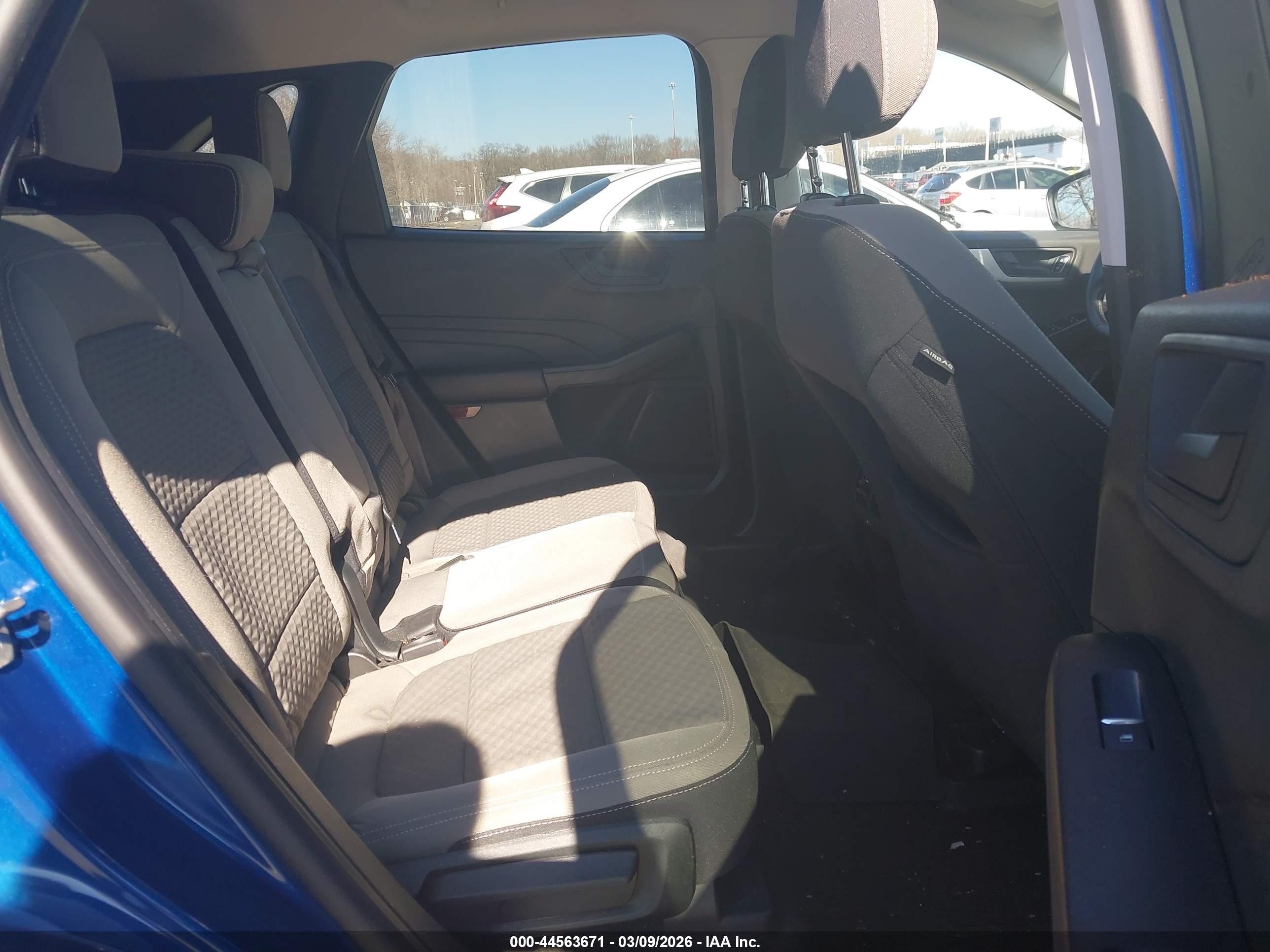 FORD ESCAPE image 8