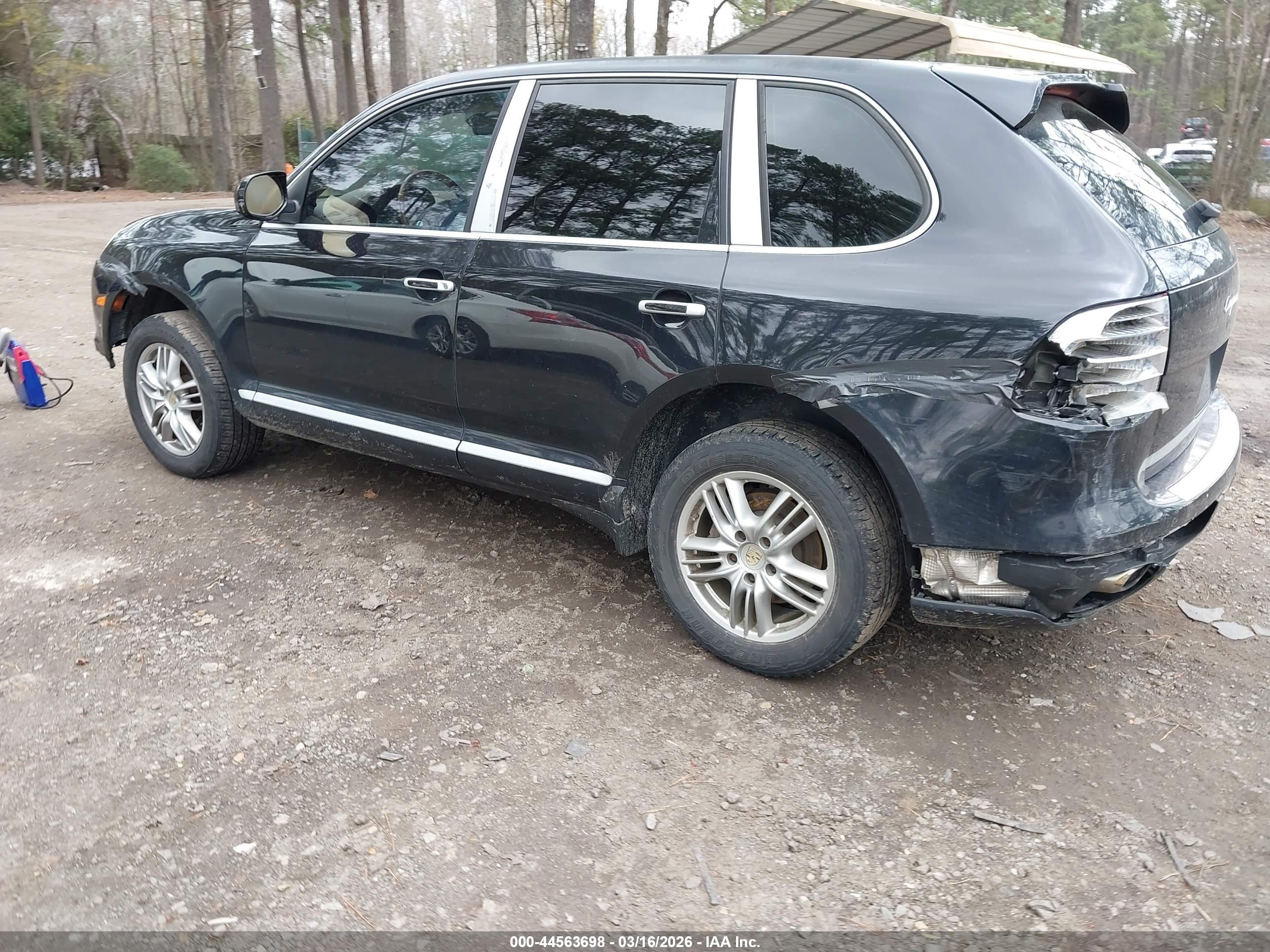 PORSCHE CAYENNE image 3