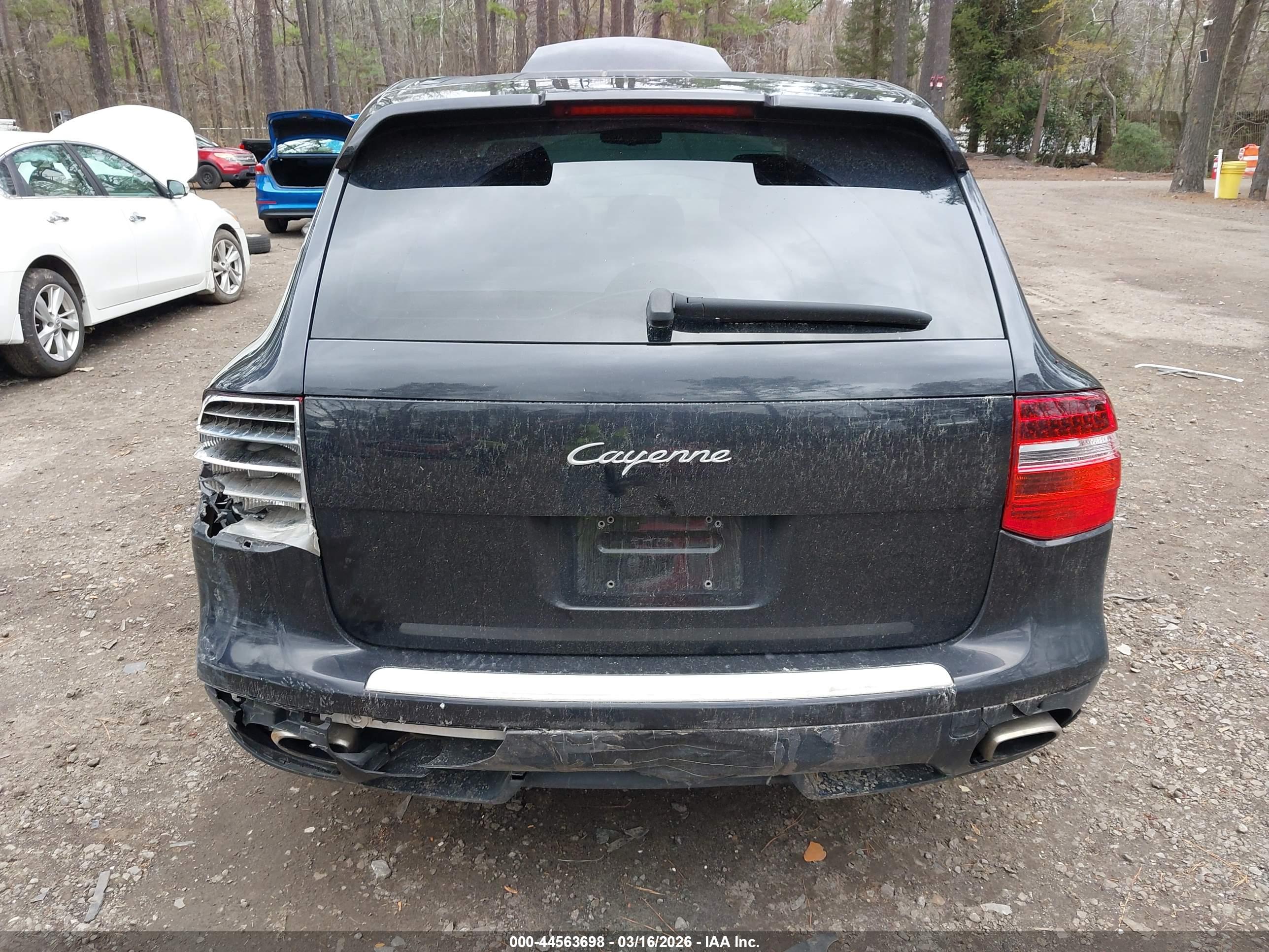 PORSCHE CAYENNE image 6