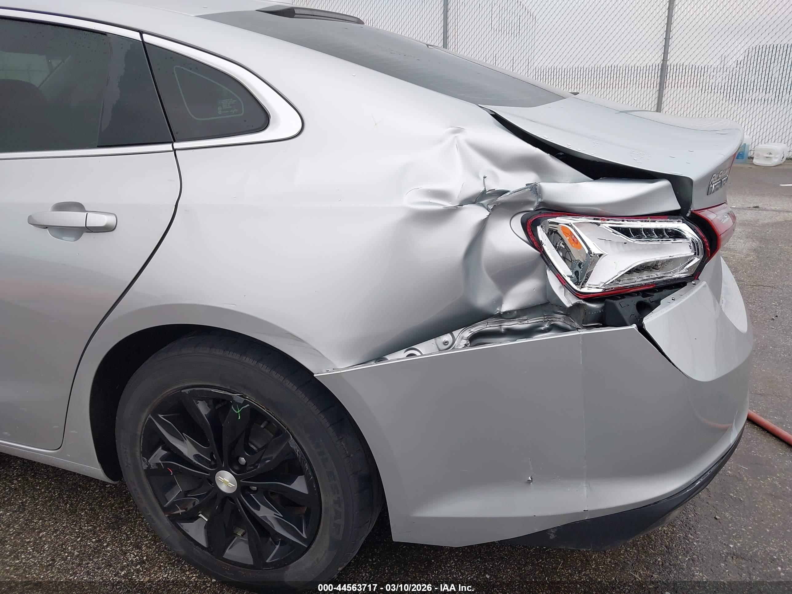 CHEVROLET MALIBU image 6