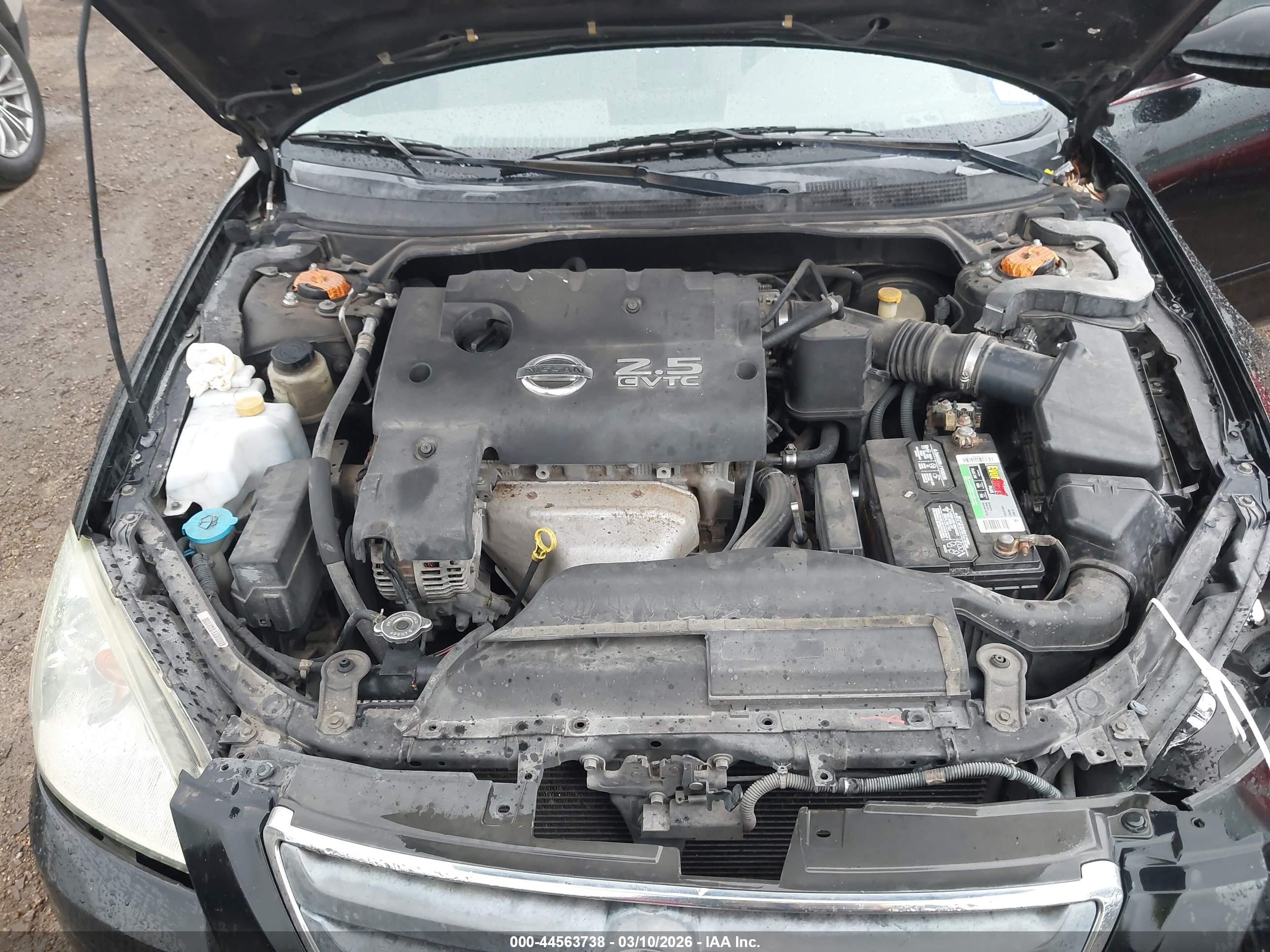 NISSAN ALTIMA image 10