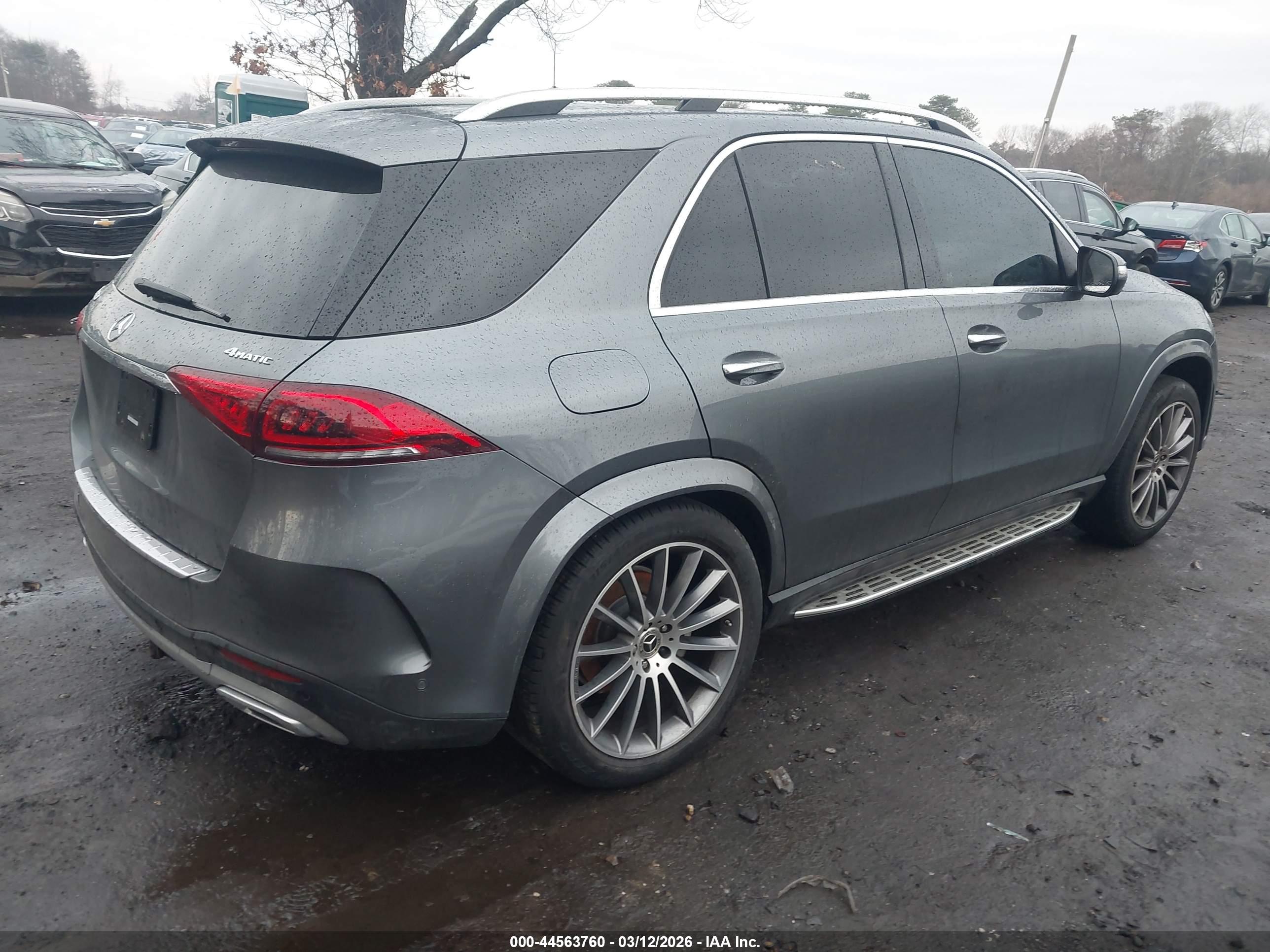 MERCEDES-BENZ GLE image 4