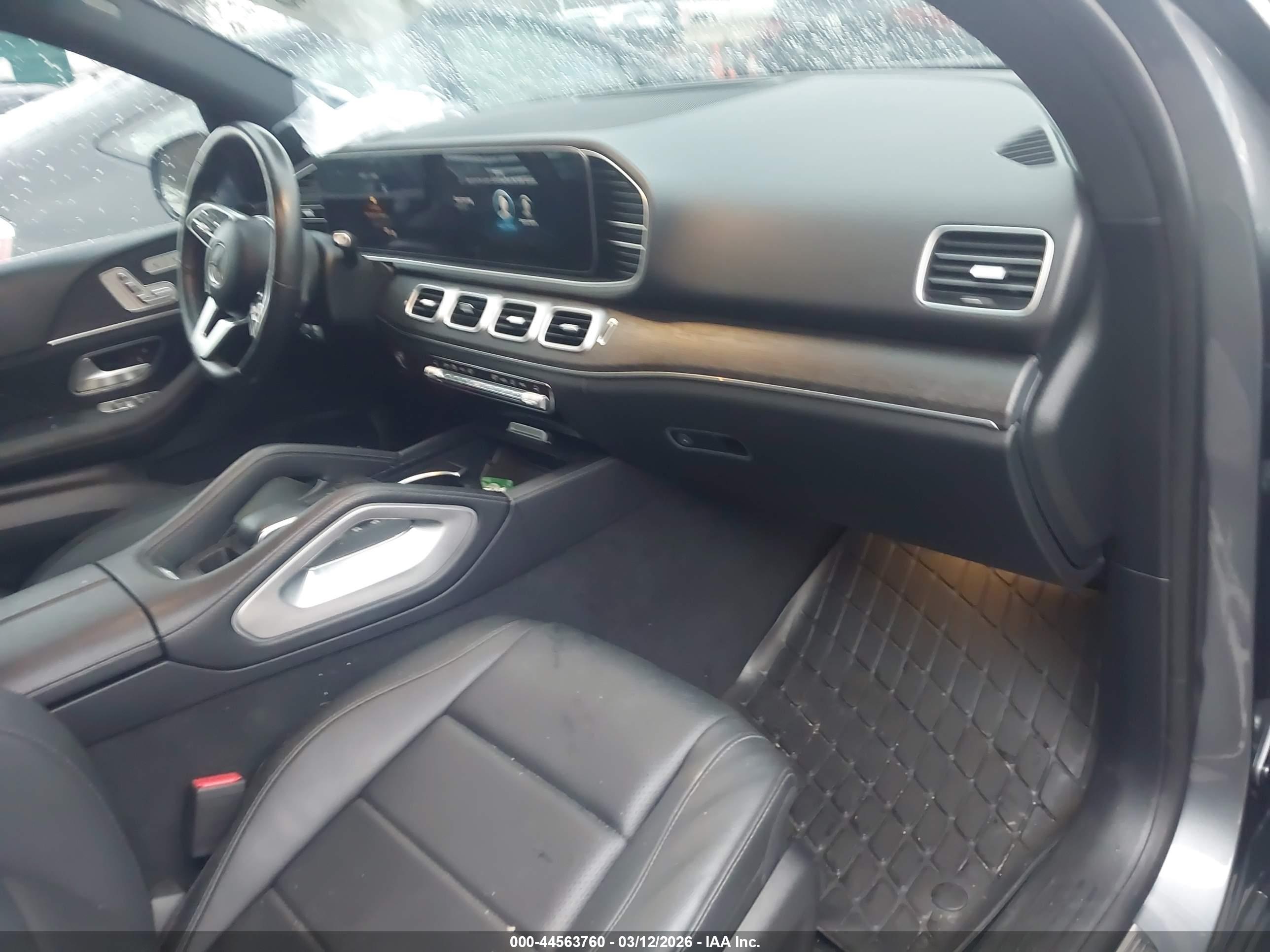MERCEDES-BENZ GLE image 5
