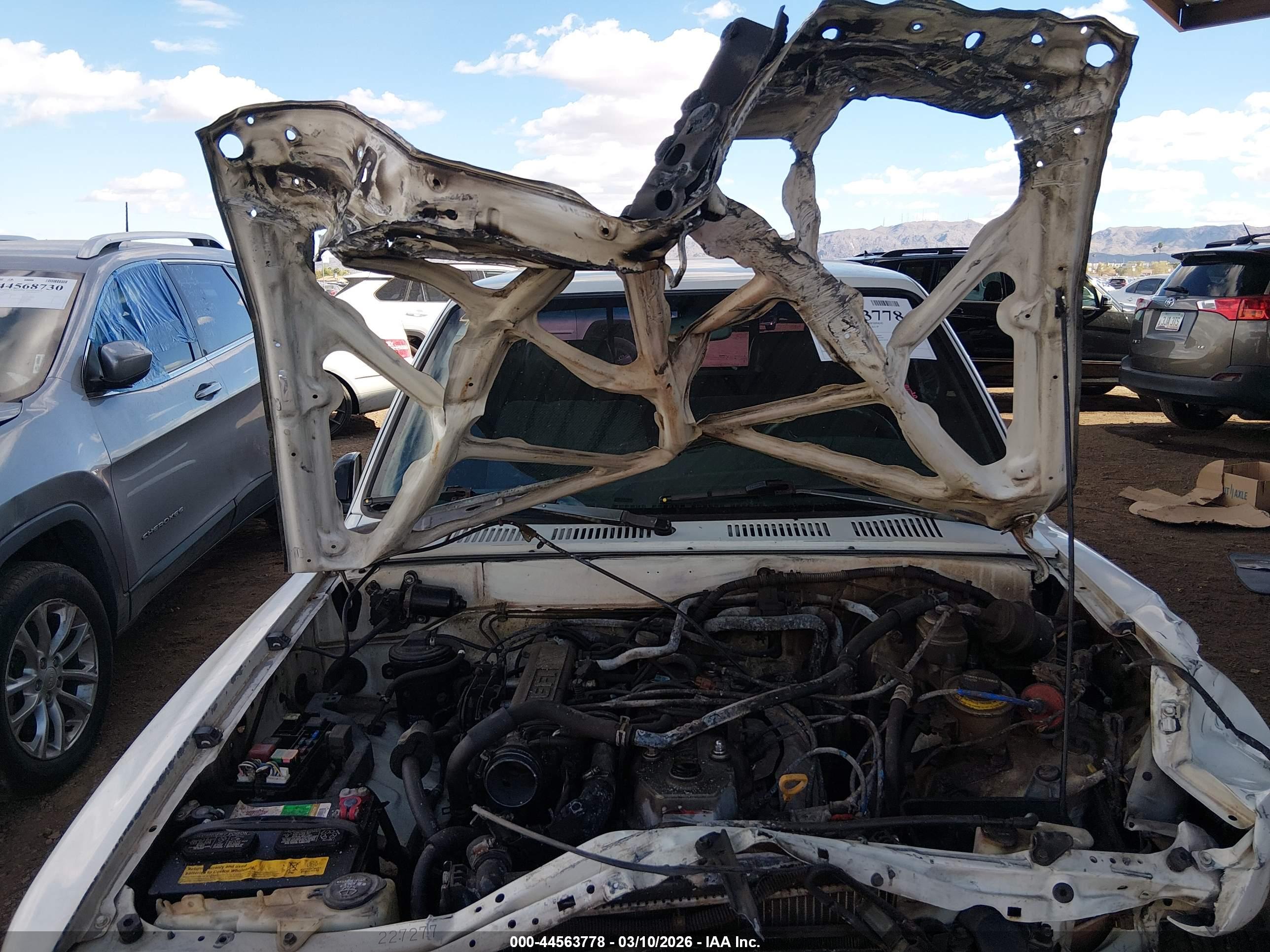 TOYOTA PICKUP image 10