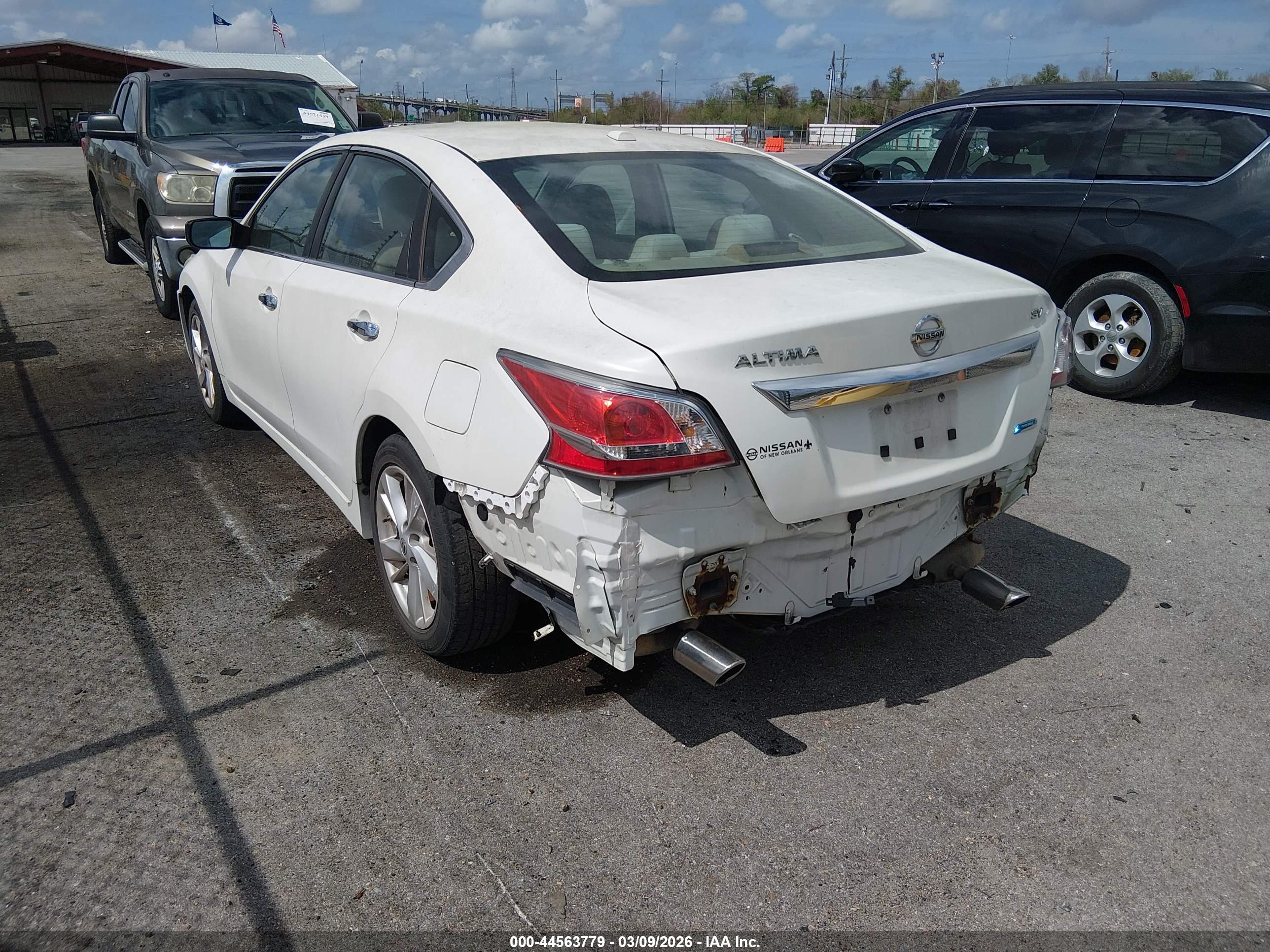NISSAN ALTIMA image 3
