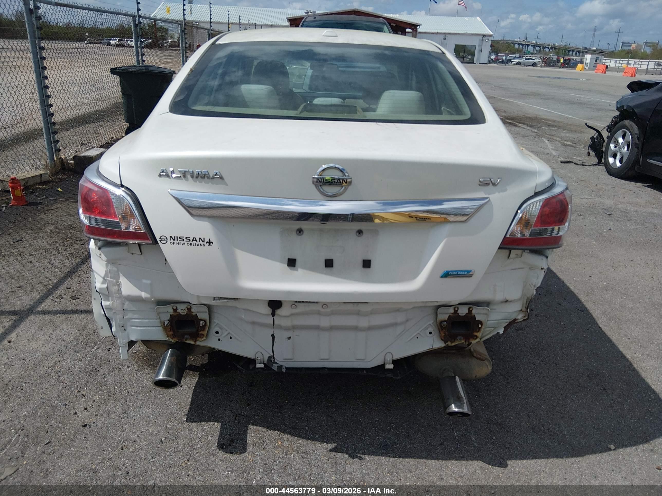 NISSAN ALTIMA image 6