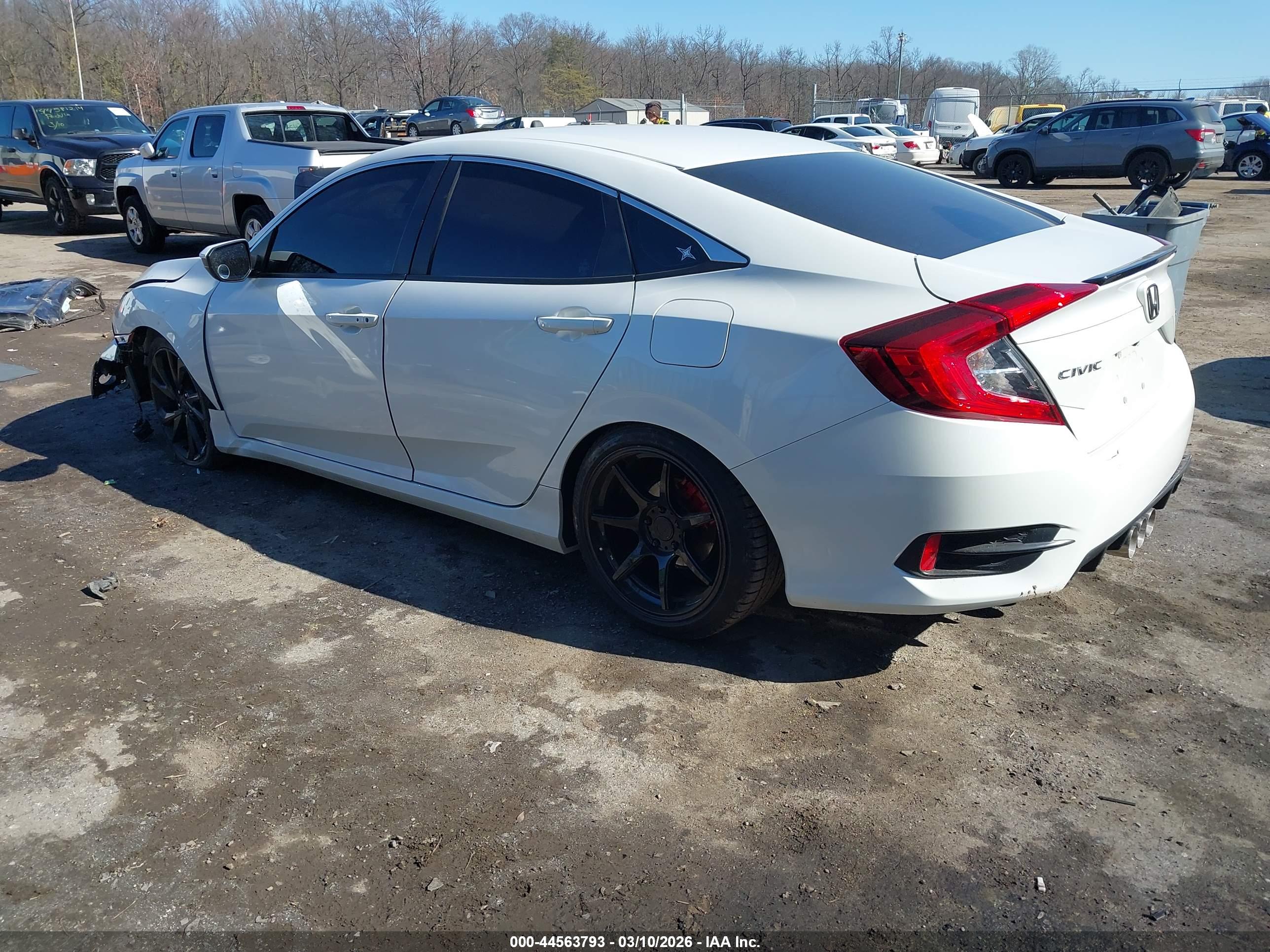 HONDA CIVIC image 3