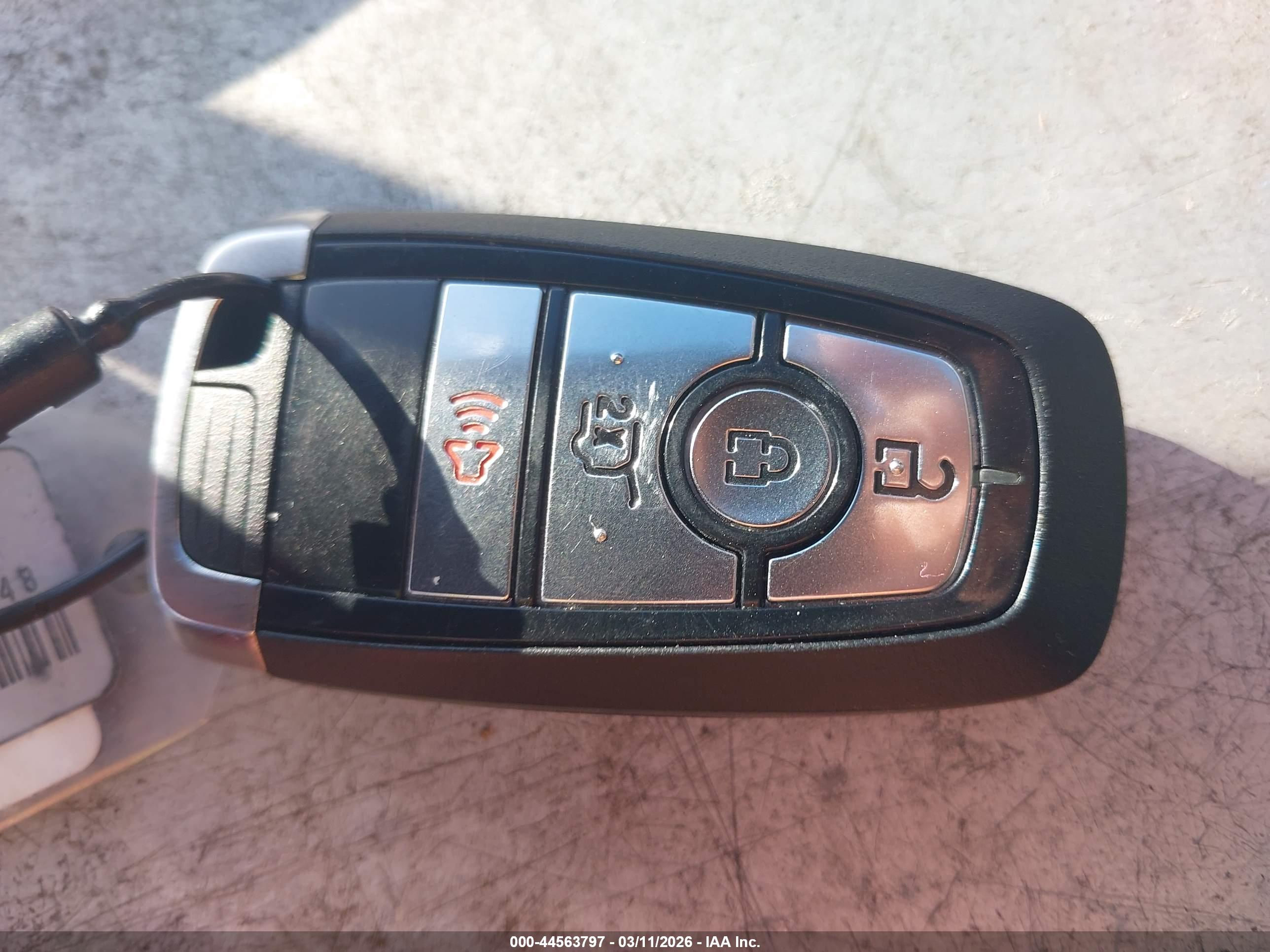 FORD ESCAPE image 11