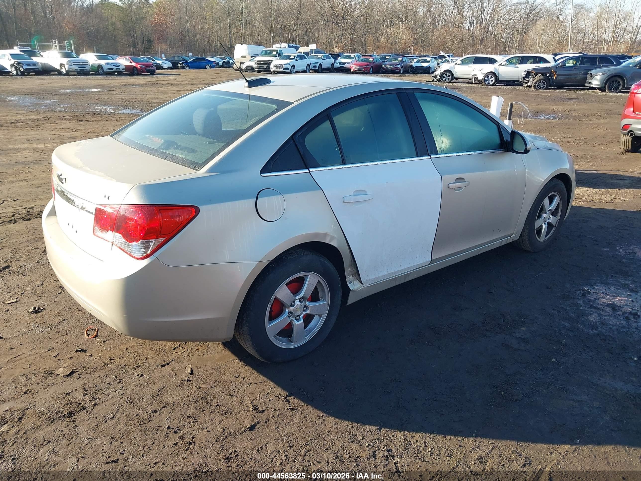 CHEVROLET CRUZE image 4